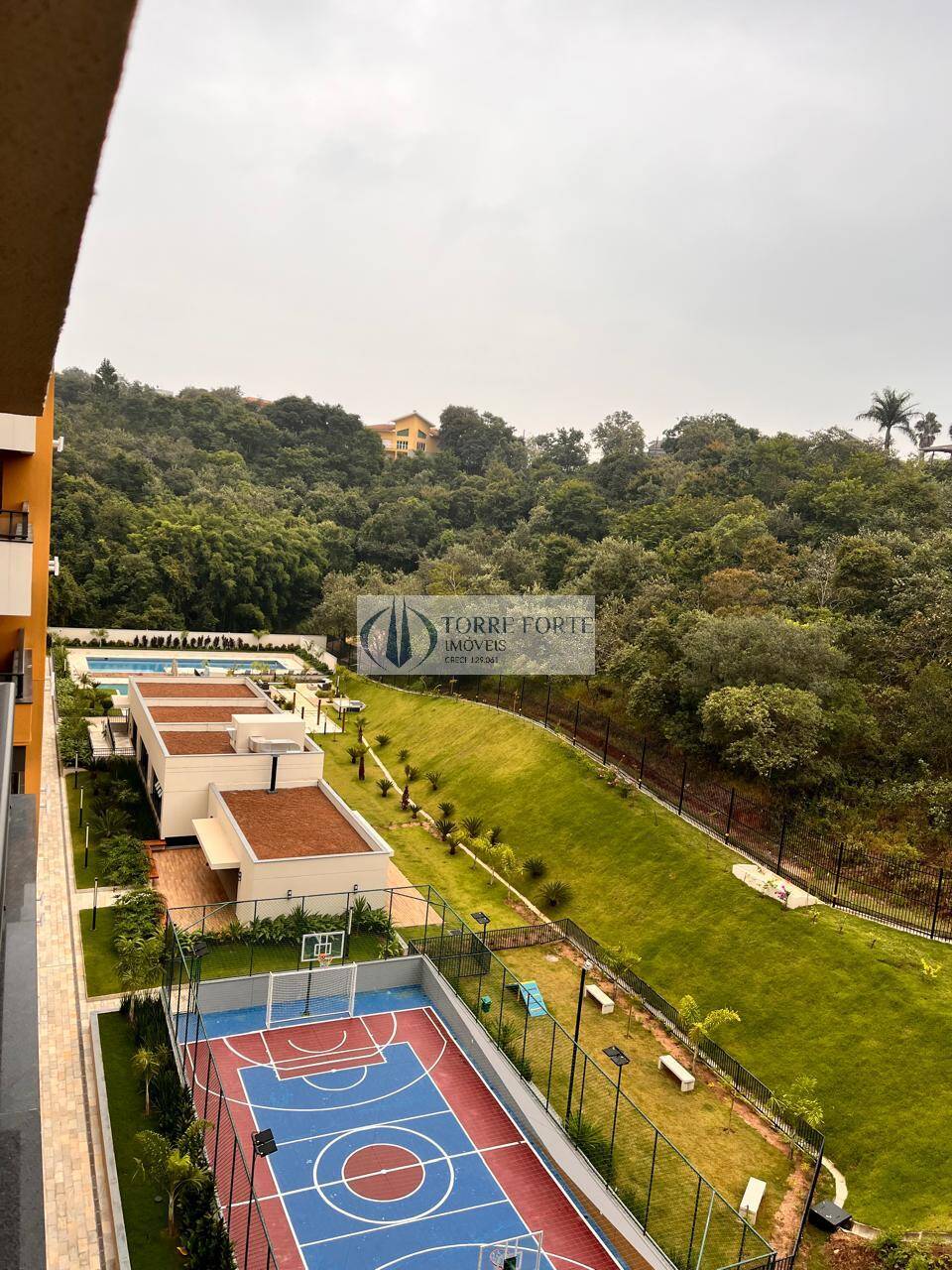 Apartamento à venda com 3 quartos, 95m² - Foto 9