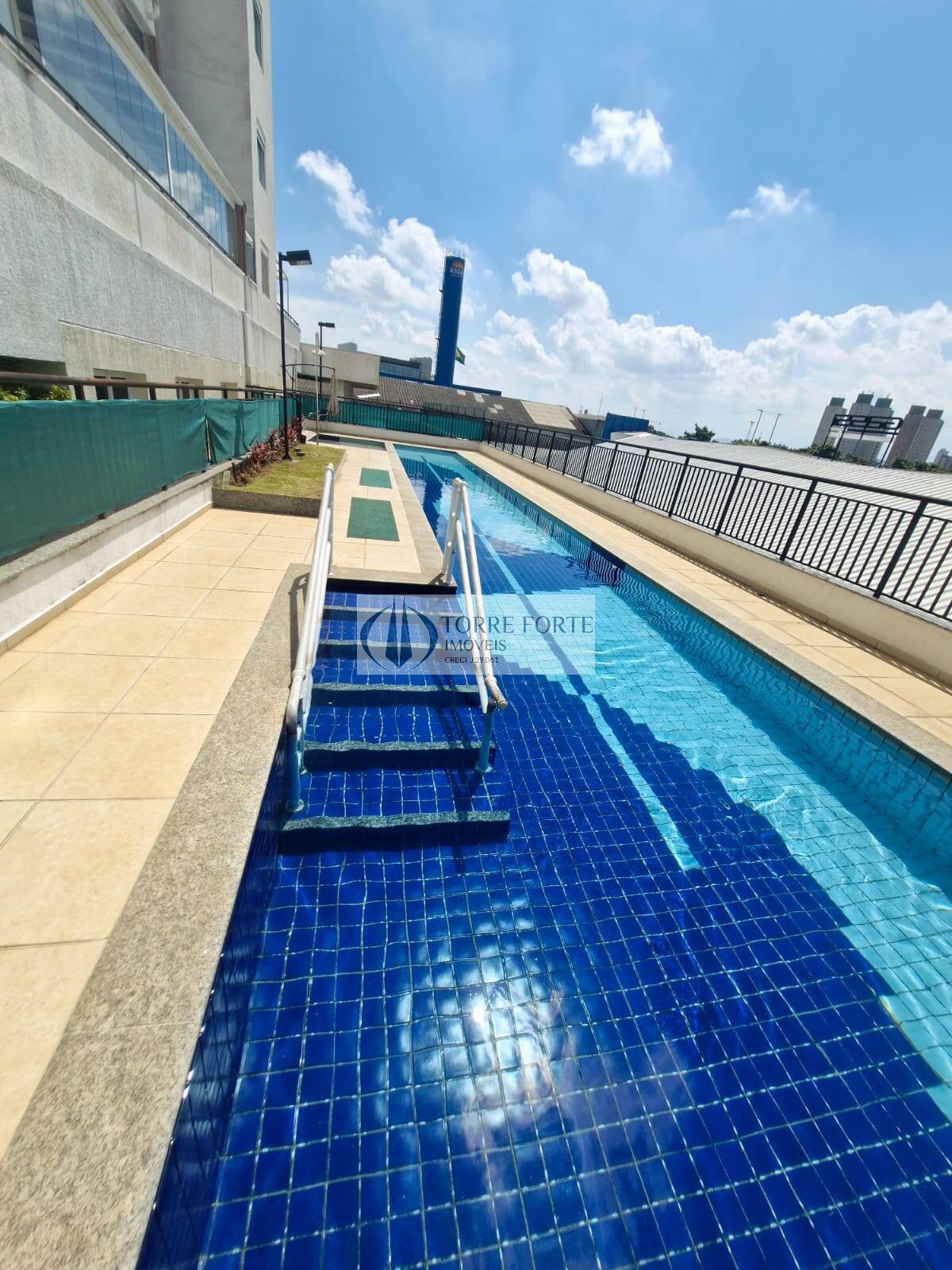 Apartamento à venda com 3 quartos, 70m² - Foto 1