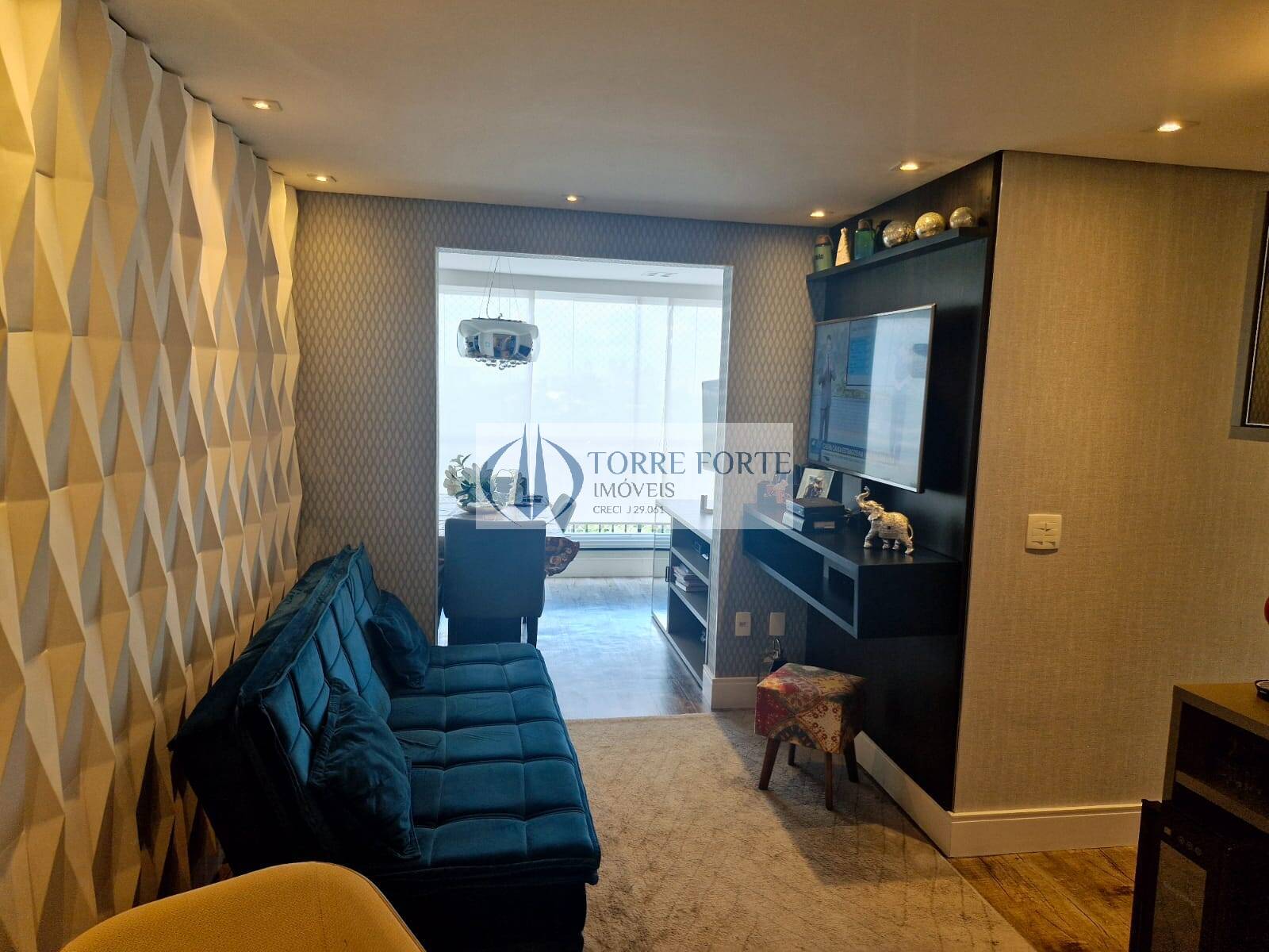 Apartamento à venda com 3 quartos, 70m² - Foto 2