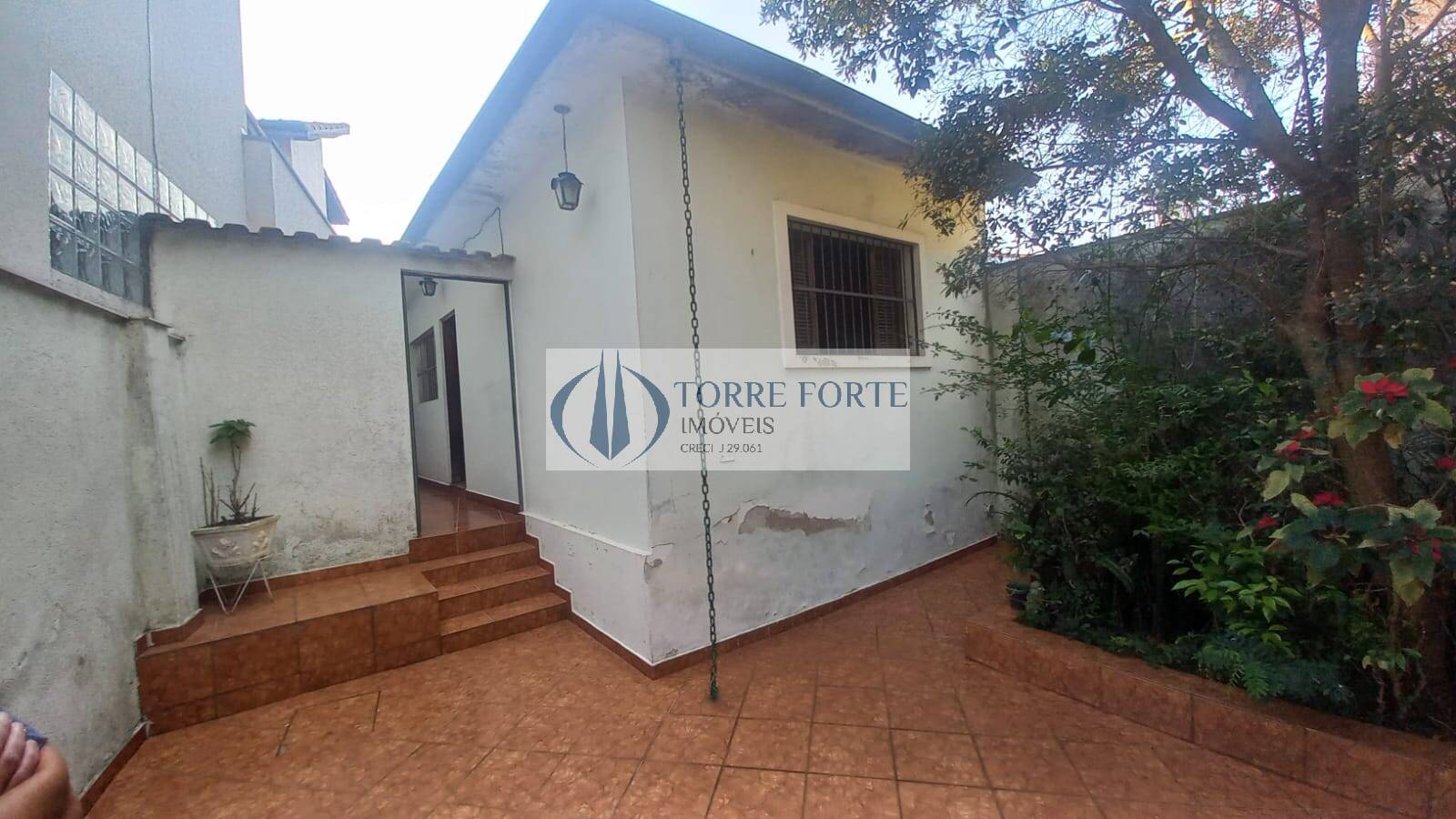 Casa à venda com 1 quarto, 70m² - Foto 1