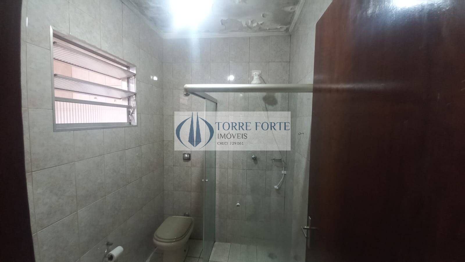 Casa à venda com 1 quarto, 70m² - Foto 13