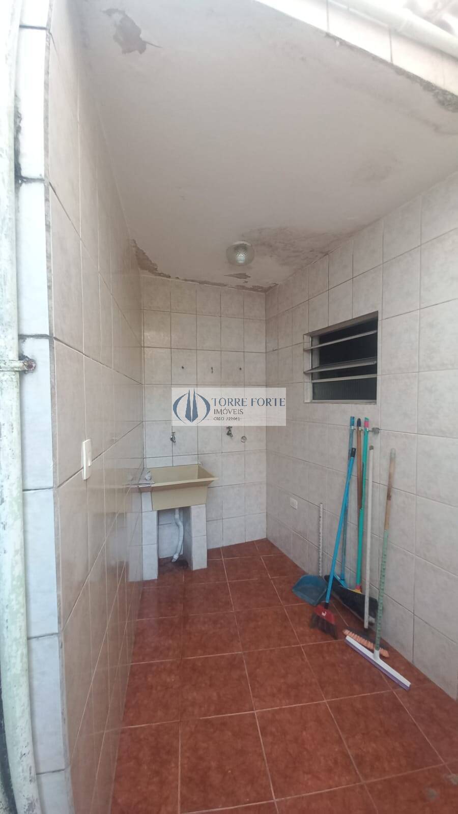 Casa à venda com 1 quarto, 70m² - Foto 18