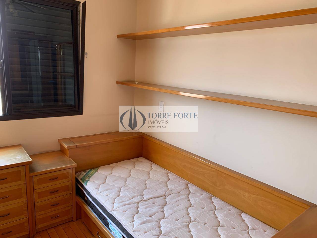 Apartamento à venda com 3 quartos, 250m² - Foto 8