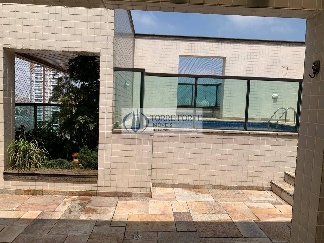 Apartamento à venda com 3 quartos, 250m² - Foto 17