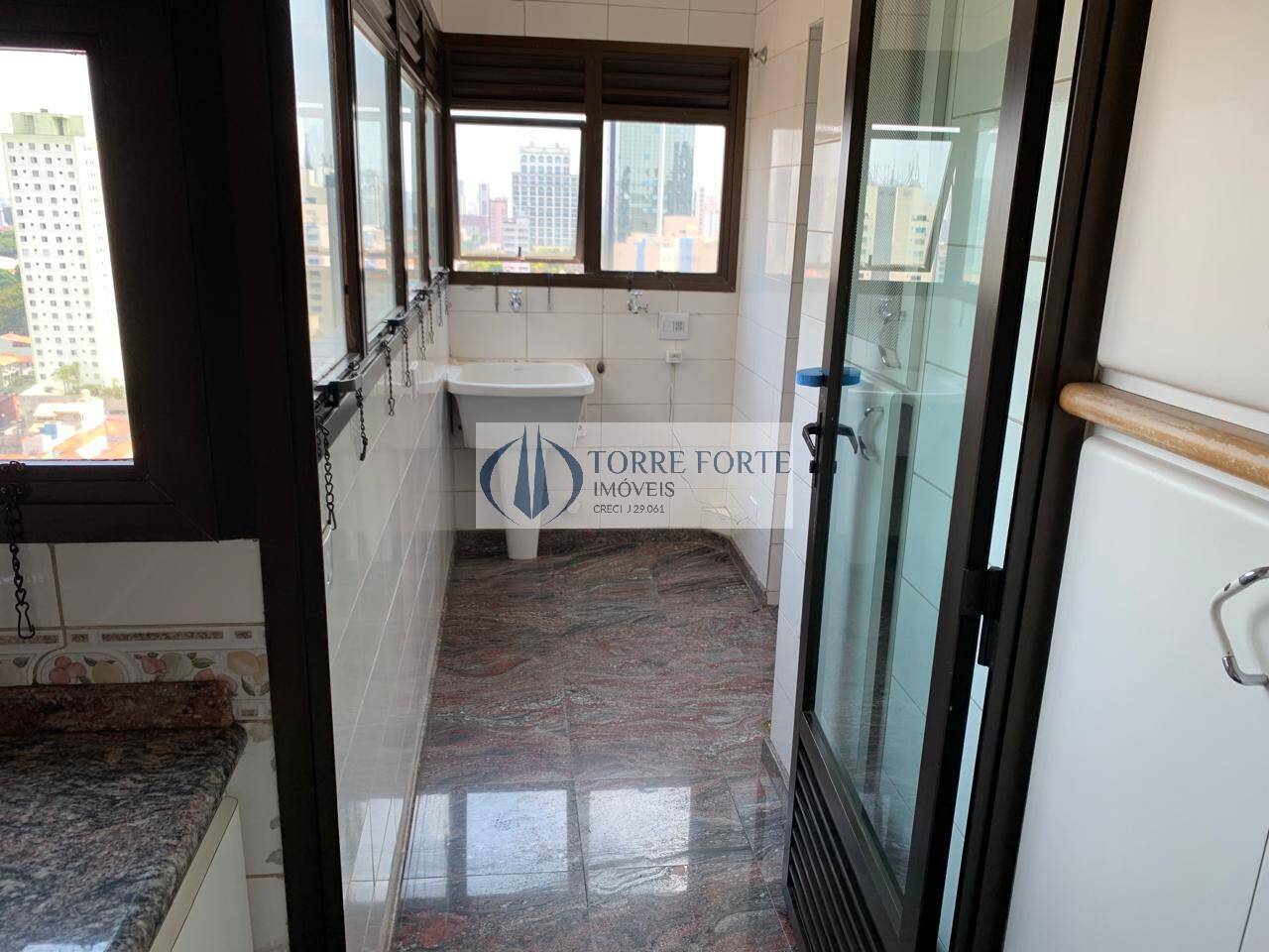 Apartamento à venda com 3 quartos, 250m² - Foto 20