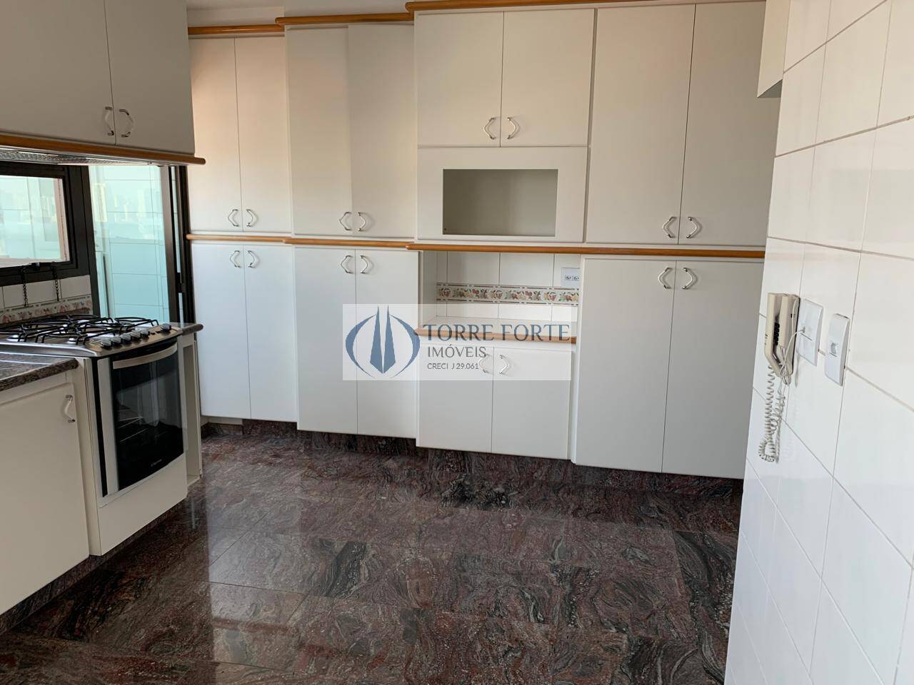 Apartamento à venda com 3 quartos, 250m² - Foto 22