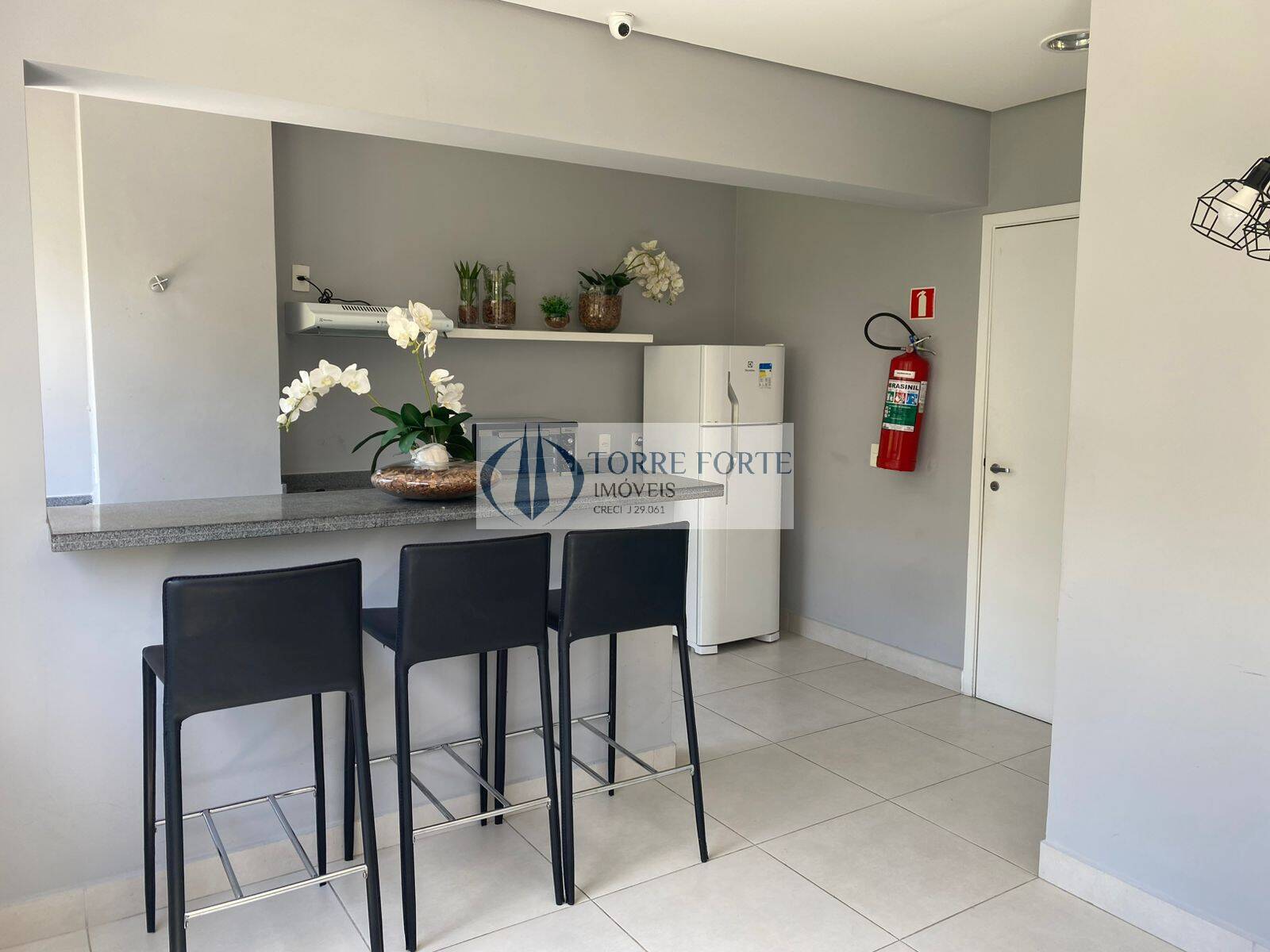 Apartamento à venda com 1 quarto, 37m² - Foto 29