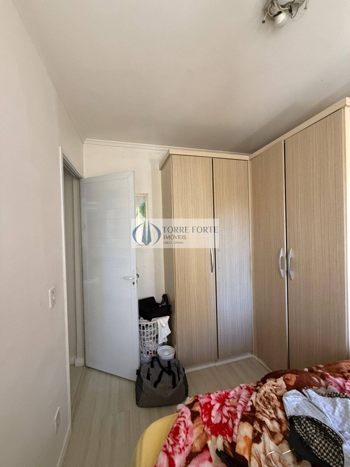 Apartamento à venda com 2 quartos, 65m² - Foto 7