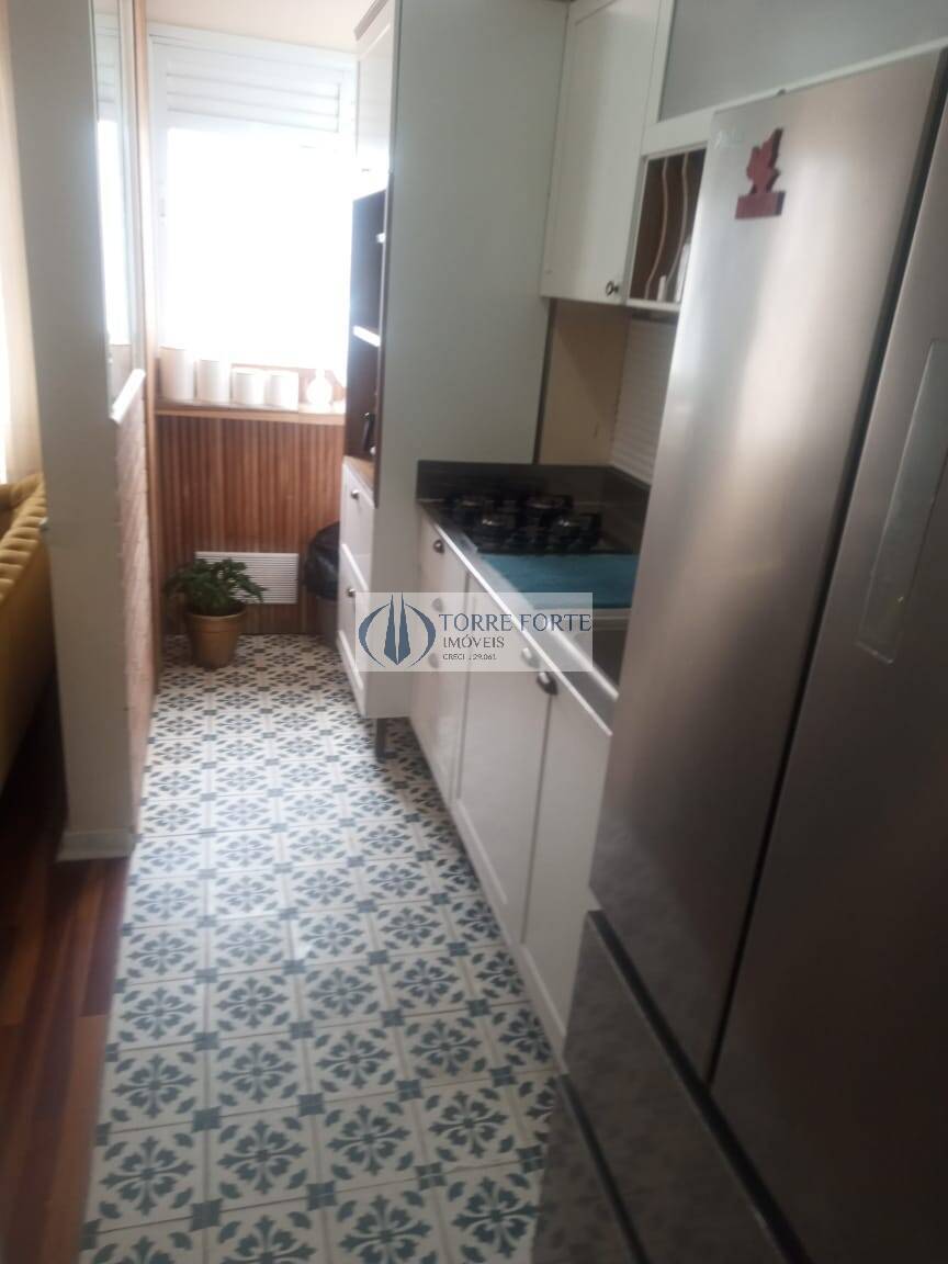 Apartamento à venda com 2 quartos, 38m² - Foto 6