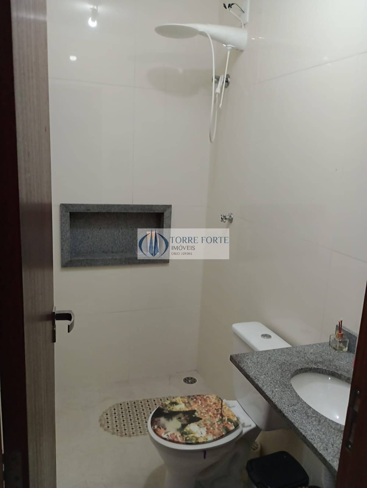 Casa à venda com 2 quartos, 88m² - Foto 10