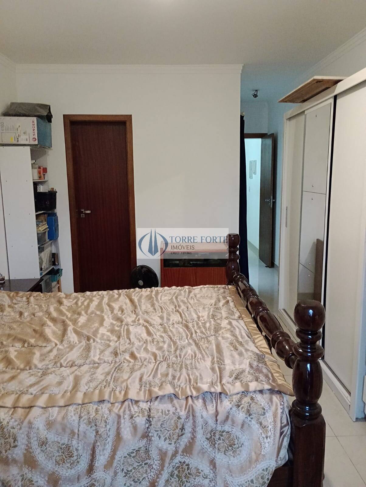 Casa à venda com 2 quartos, 88m² - Foto 8