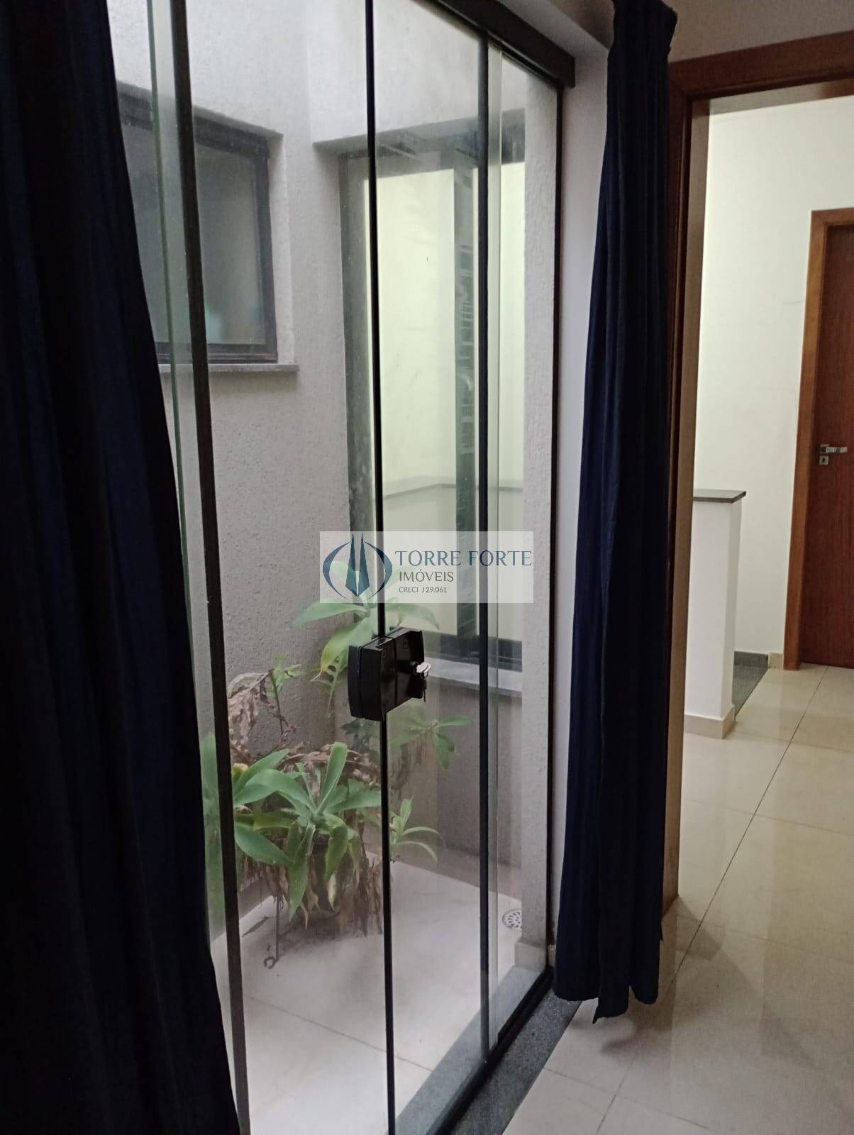 Casa à venda com 2 quartos, 88m² - Foto 15