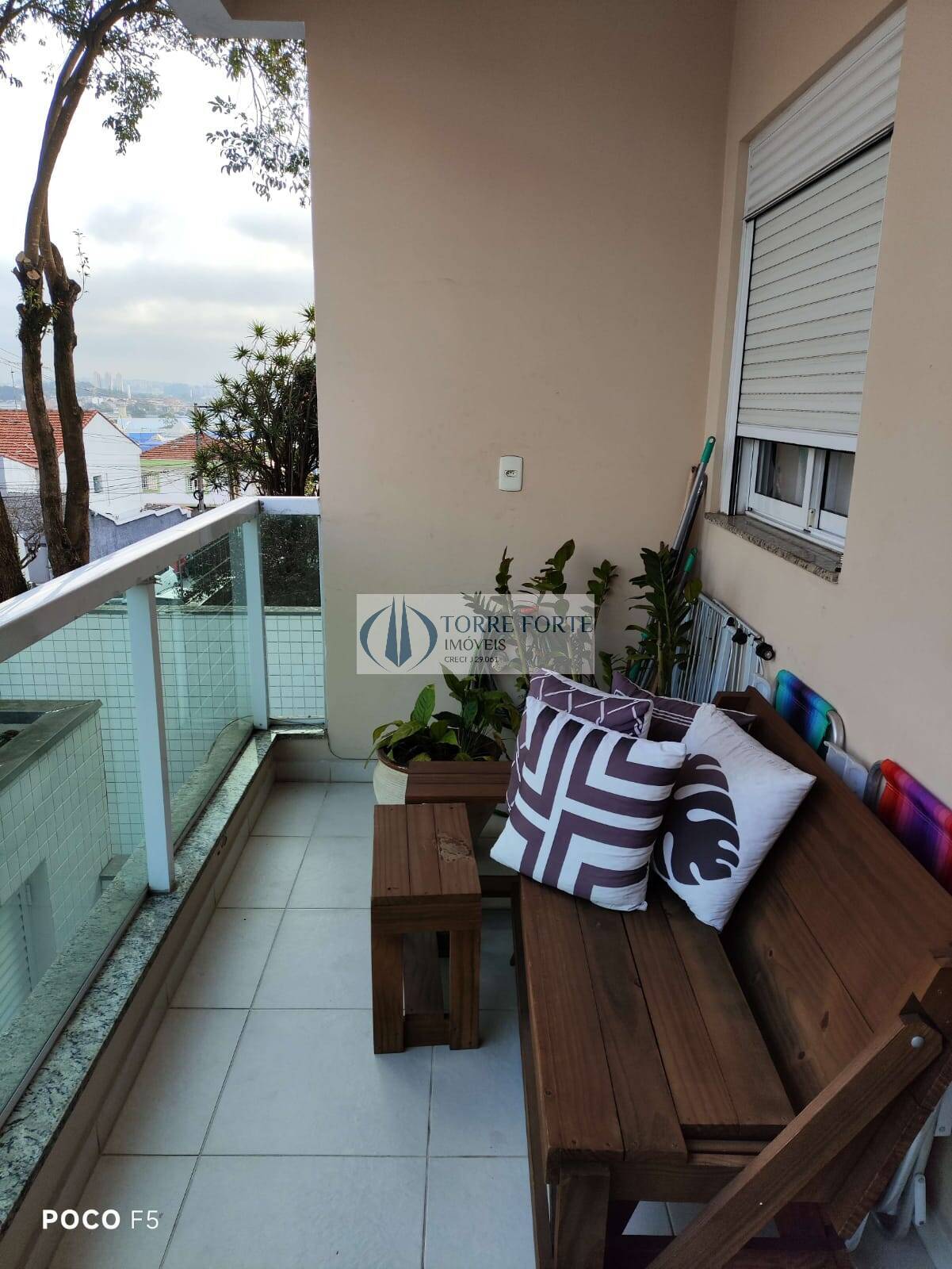 Apartamento à venda com 3 quartos, 90m² - Foto 1