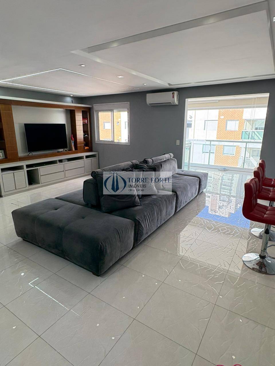 Apartamento, 2 quartos, 100 m² - Foto 1