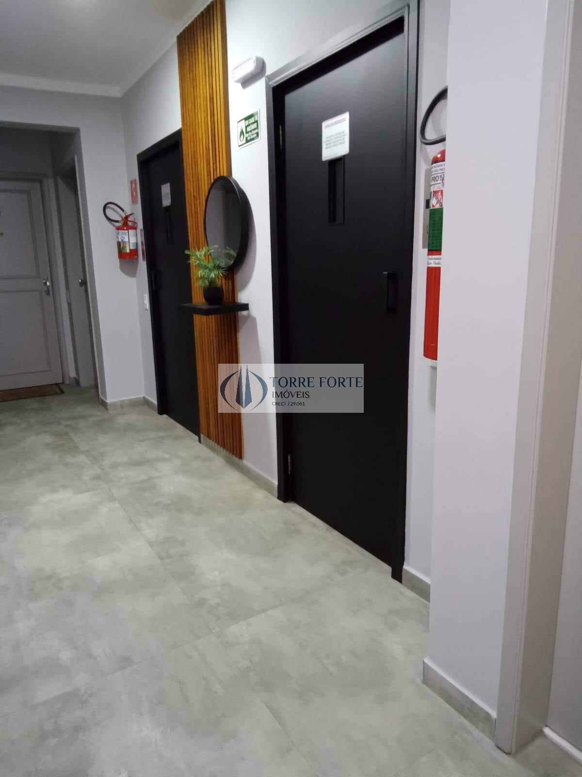Apartamento à venda com 3 quartos, 83m² - Foto 9