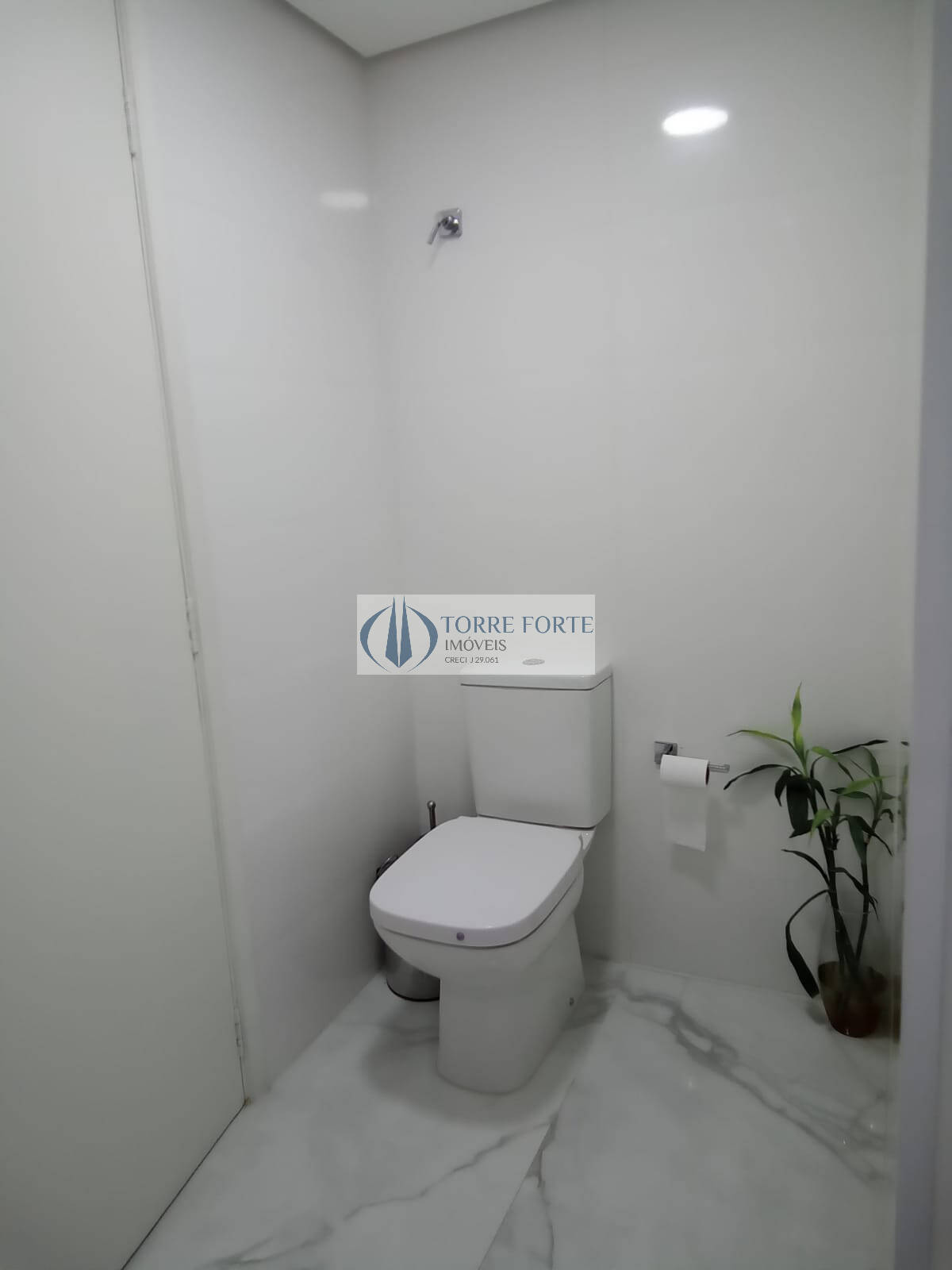 Apartamento à venda com 3 quartos, 83m² - Foto 17