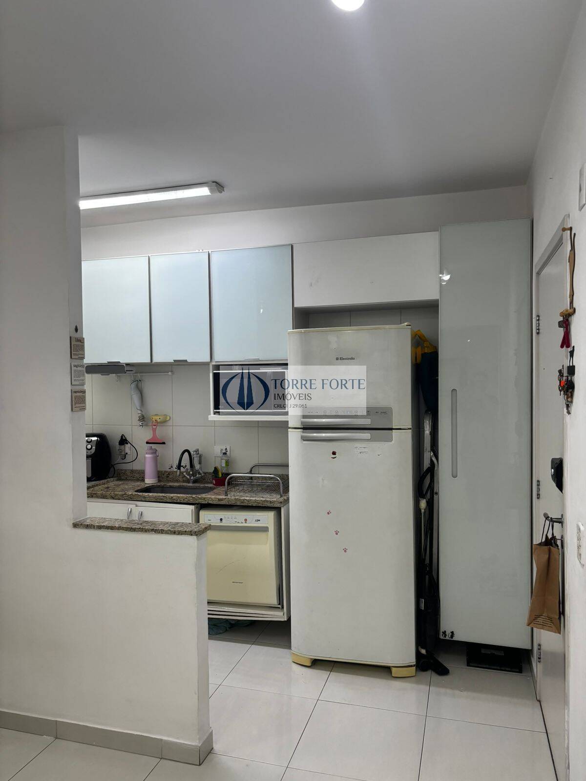 Apartamento à venda com 2 quartos, 48m² - Foto 9