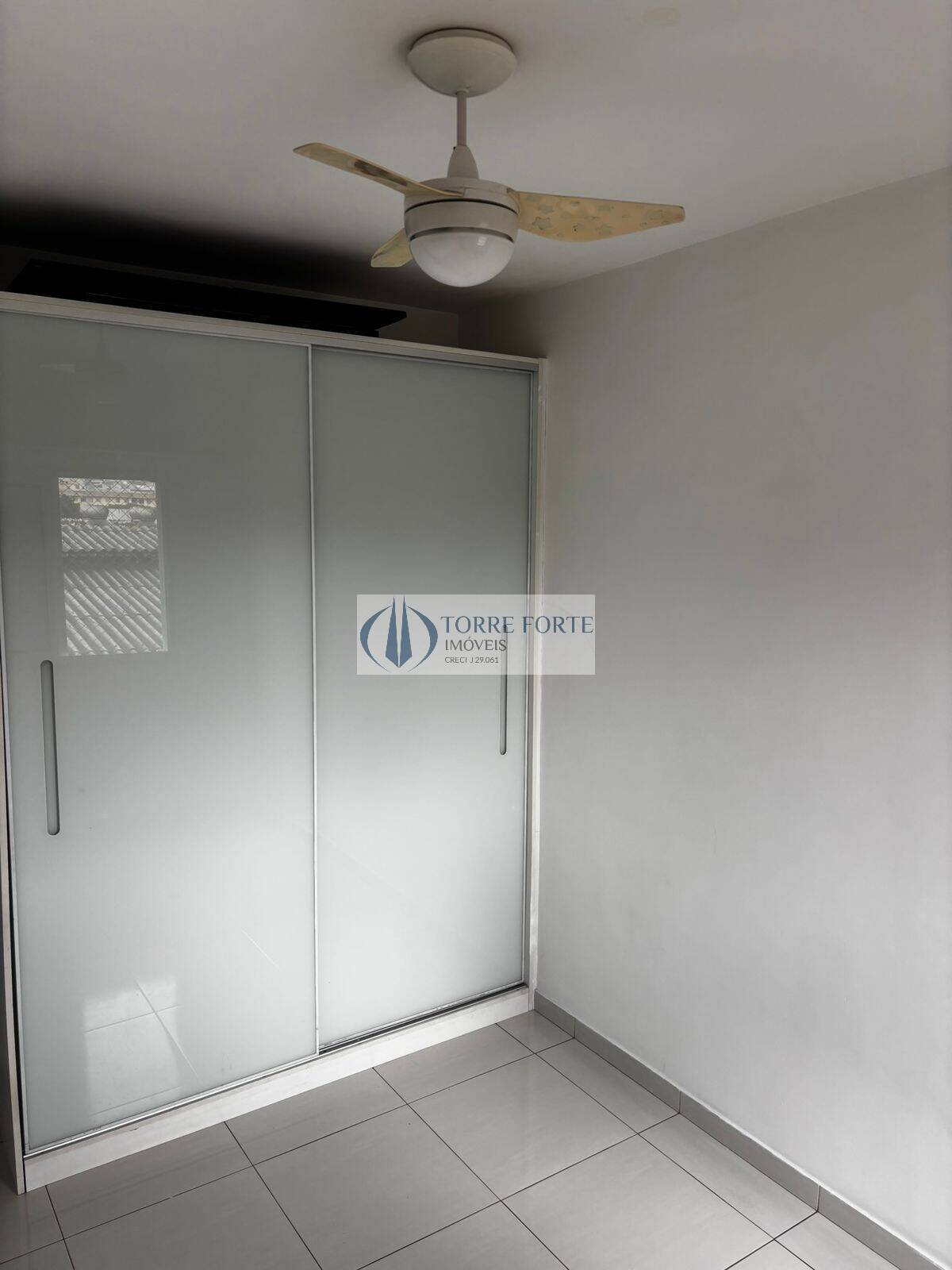 Apartamento à venda com 2 quartos, 48m² - Foto 20