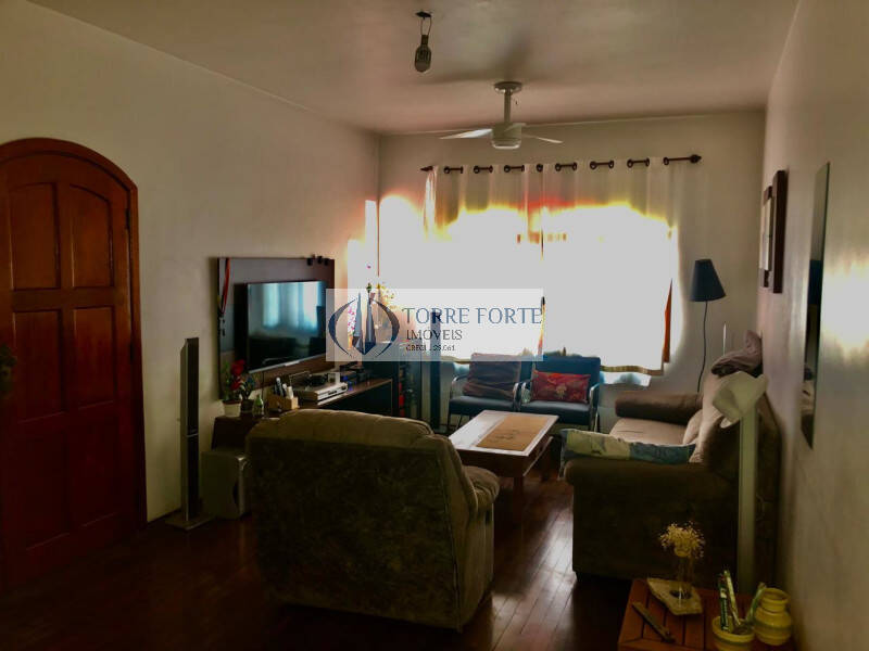 Casa, 3 quartos, 250 m² - Foto 3