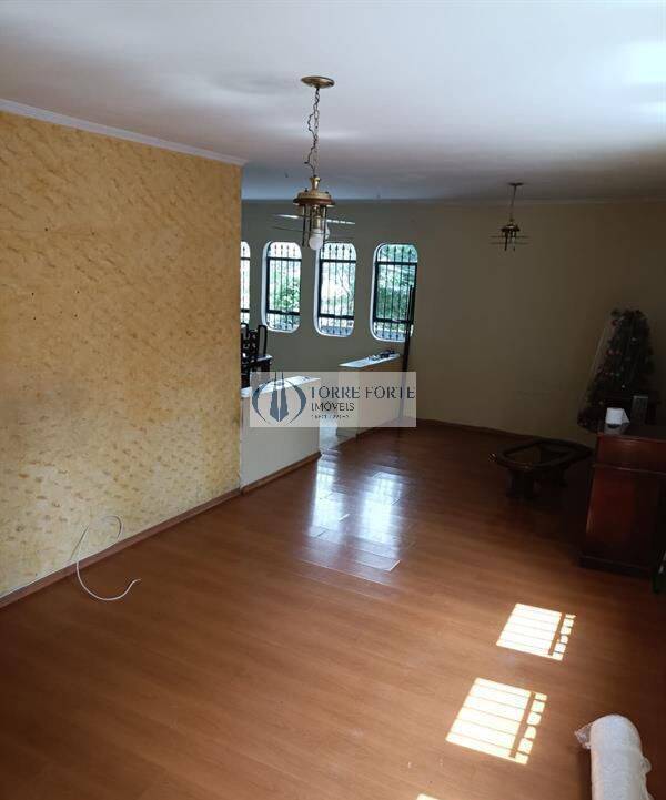 Sobrado, 3 quartos, 230 m² - Foto 1