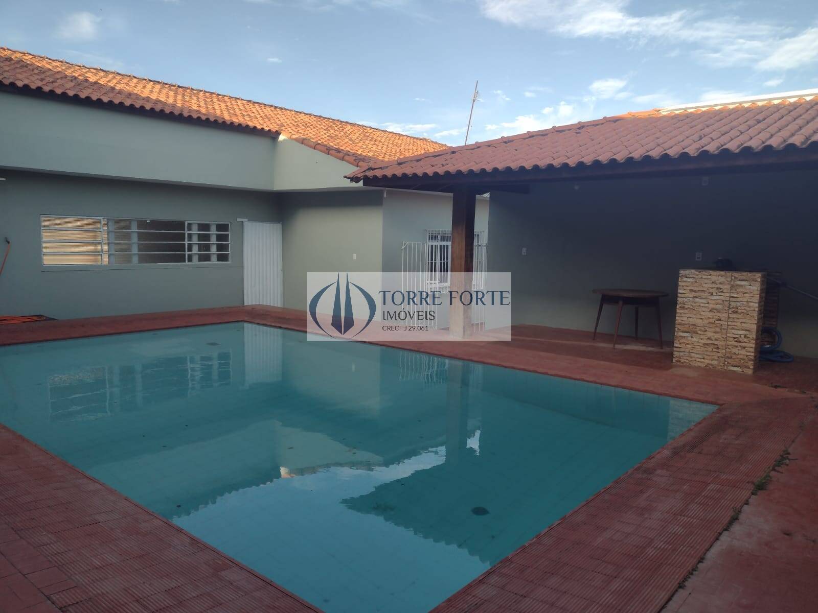 Casa, 3 quartos, 336 m² - Foto 1