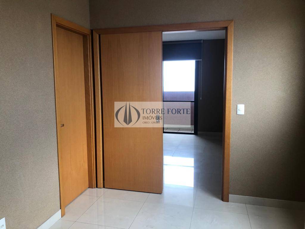 Apartamento, 4 quartos, 208 m² - Foto 12