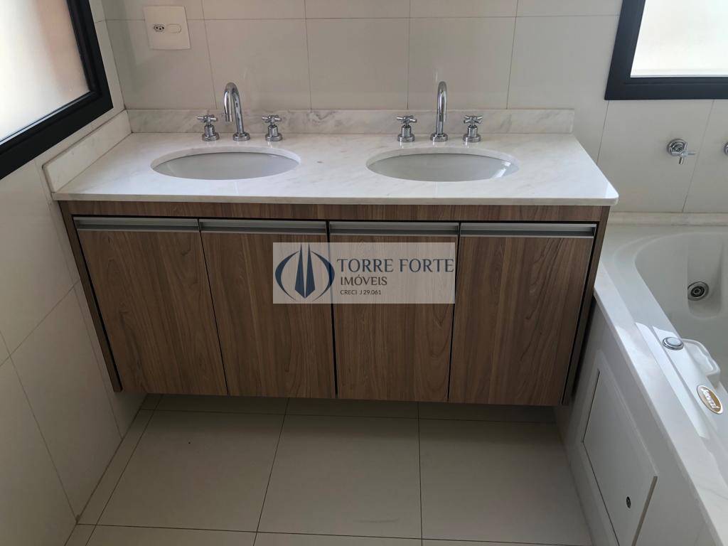 Apartamento, 4 quartos, 208 m² - Foto 25