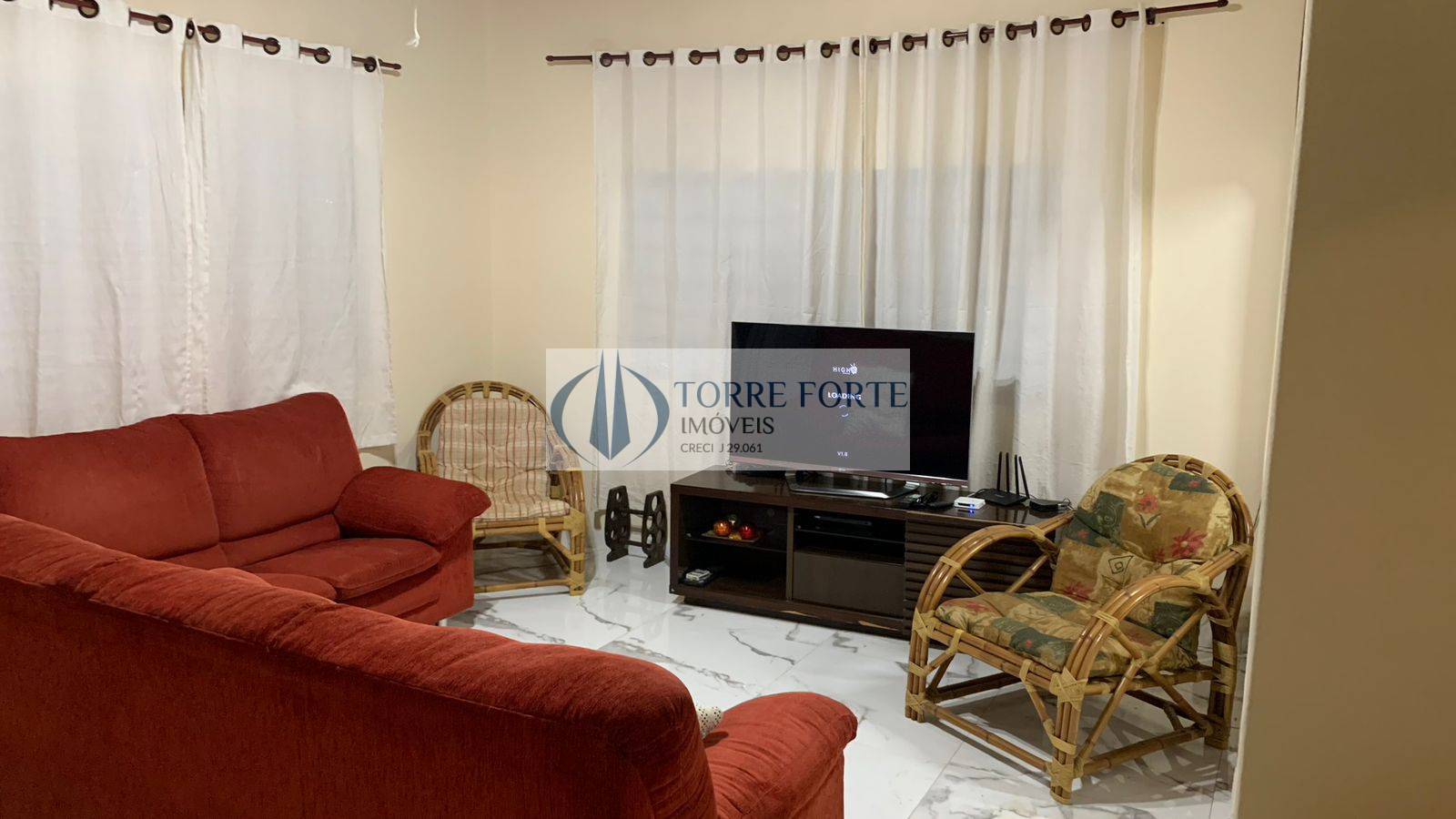 Sítio, 4 quartos, 2000 m² - Foto 2