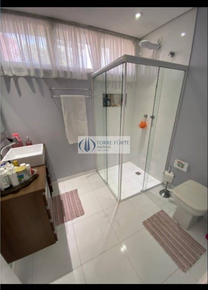 Casa, 3 quartos, 270 m² - Foto 15