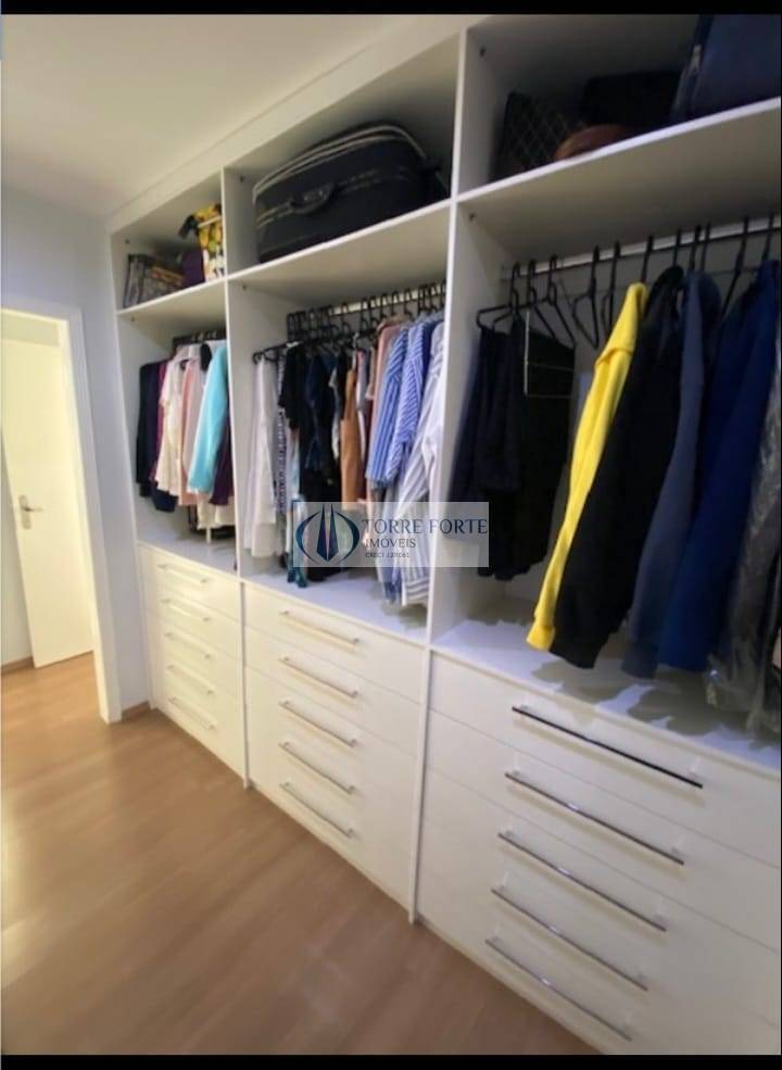 Casa, 3 quartos, 270 m² - Foto 17