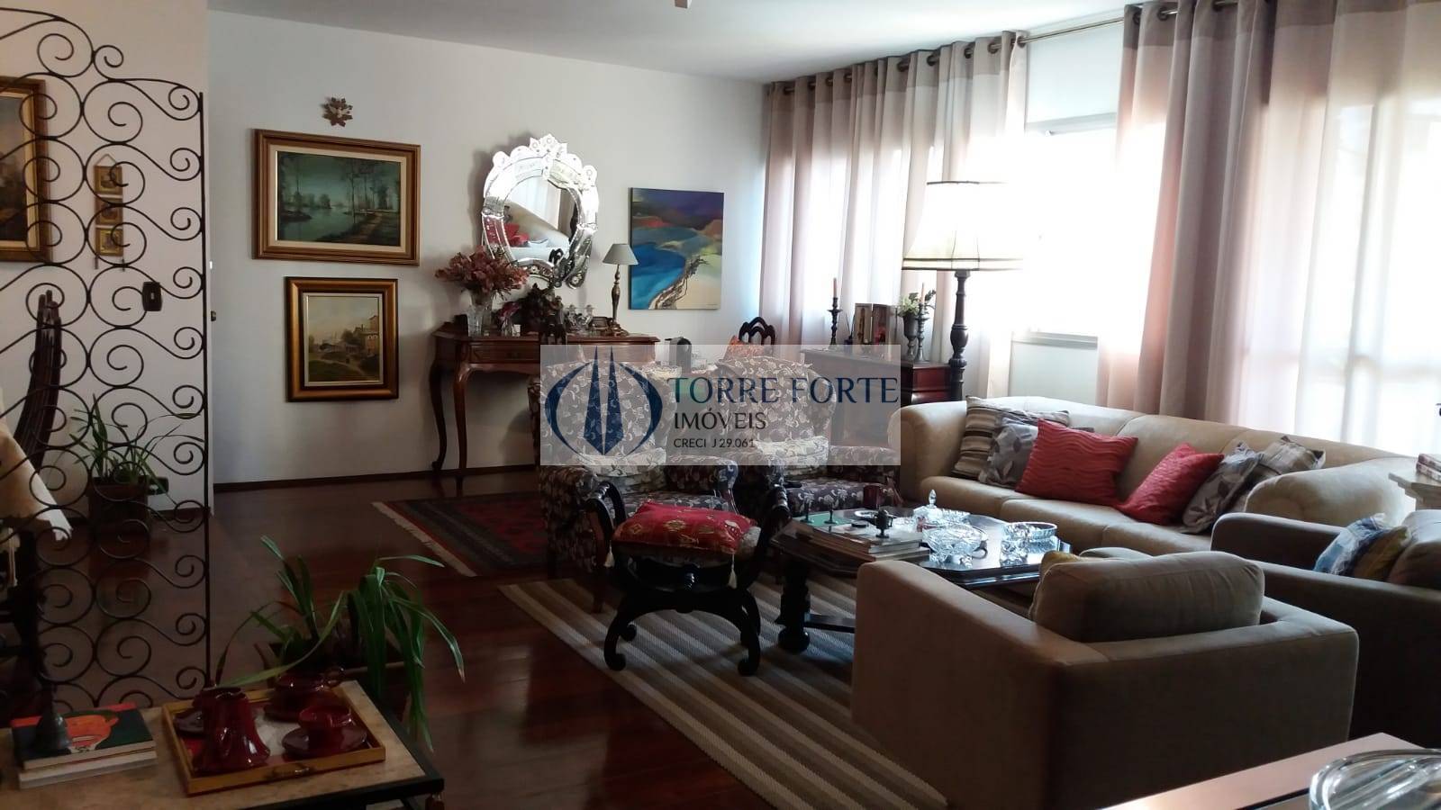 Apartamento, 3 quartos, 150 m² - Foto 1