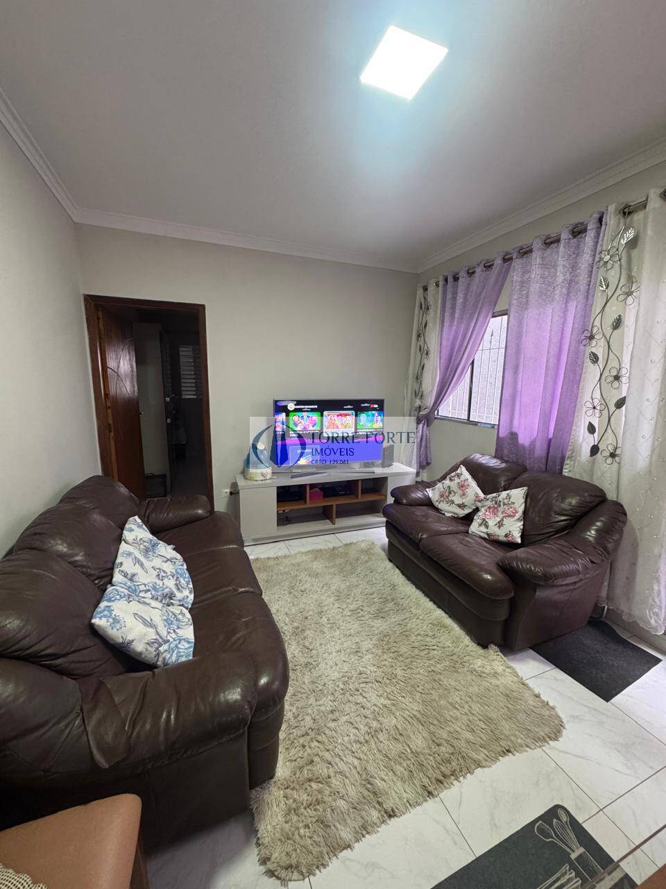 Casa, 3 quartos, 151 m² - Foto 2
