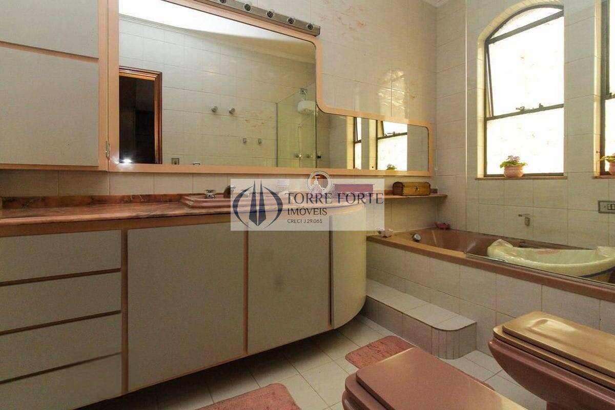 Casa, 3 quartos, 300 m² - Foto 11