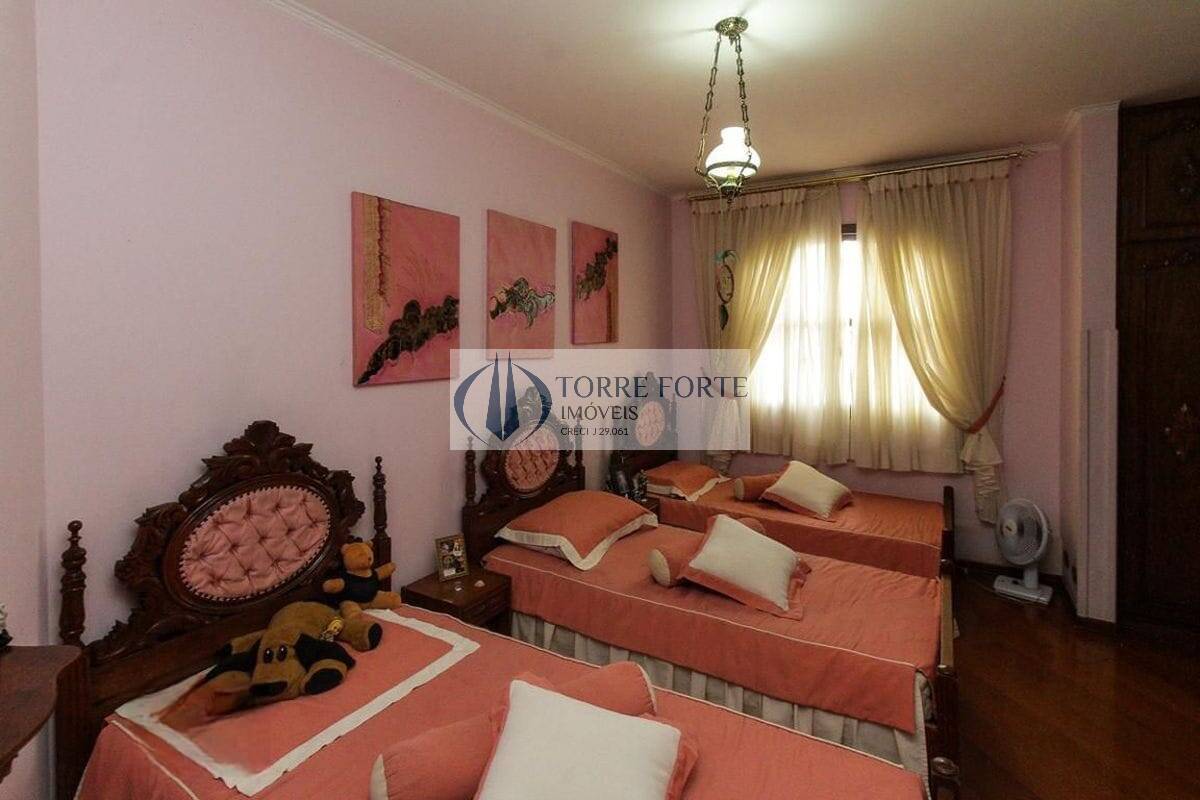 Casa, 3 quartos, 300 m² - Foto 13