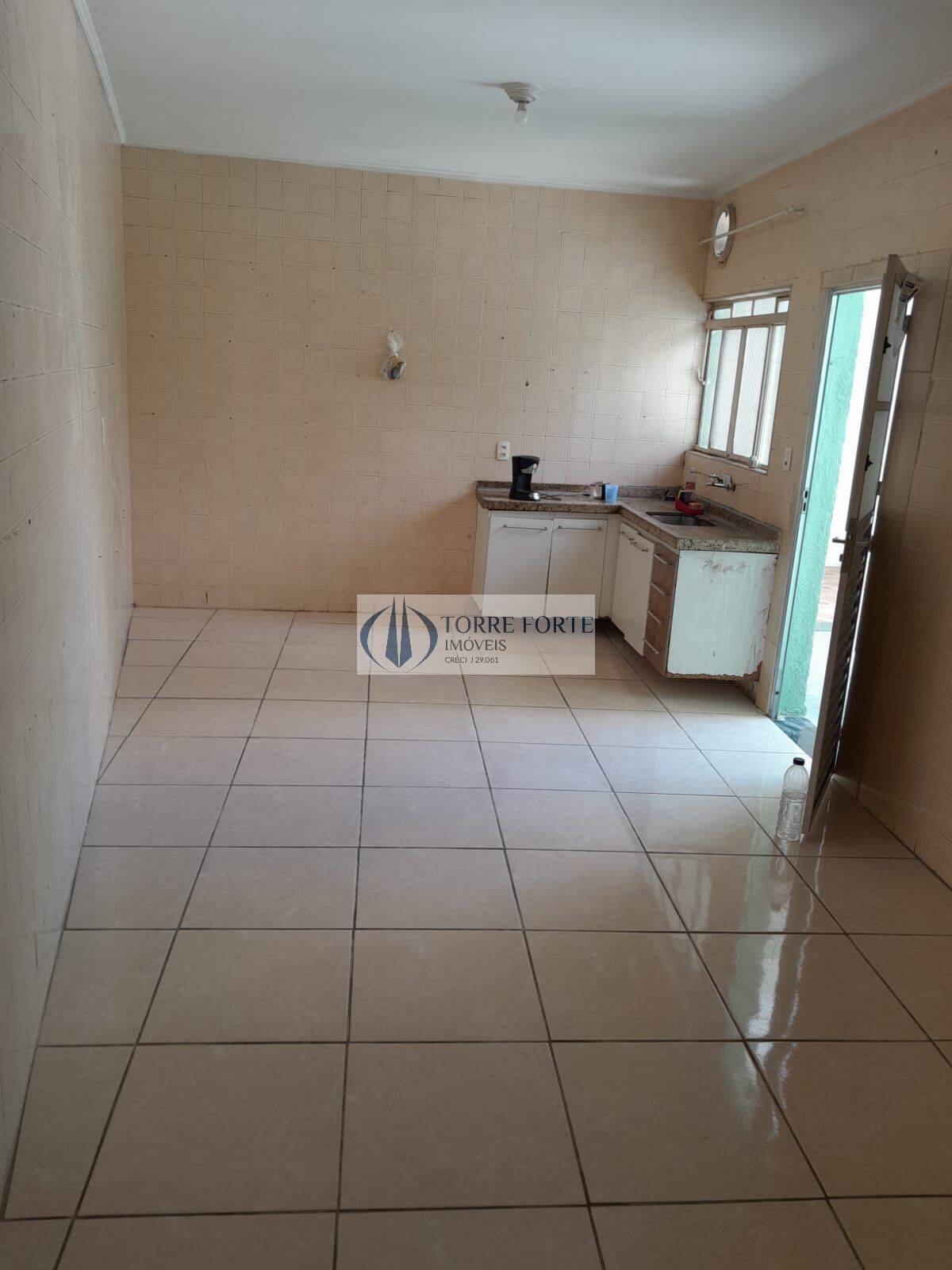 Casa, 3 quartos, 240 m² - Foto 4