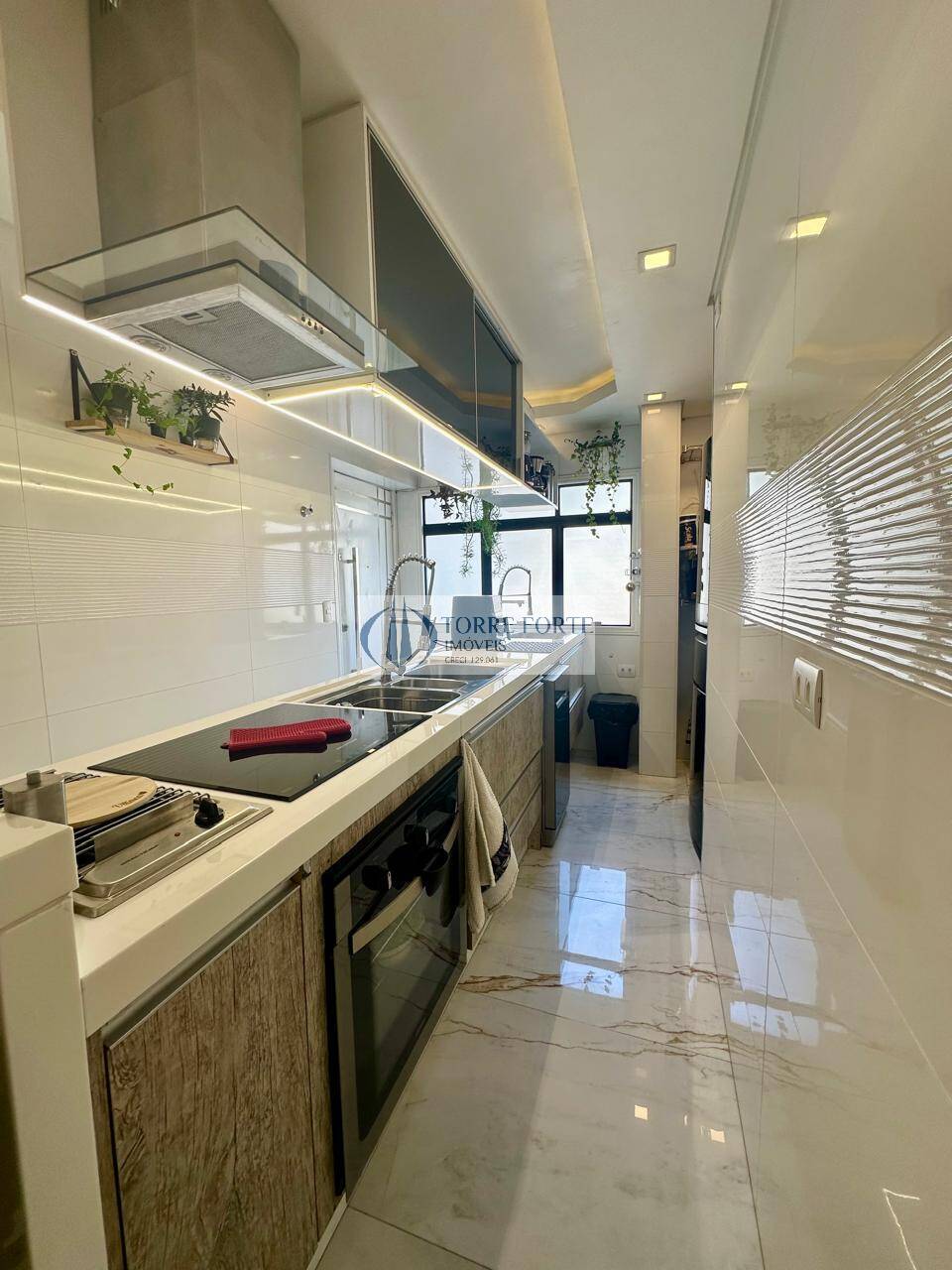 Apartamento, 3 quartos, 100 m² - Foto 1