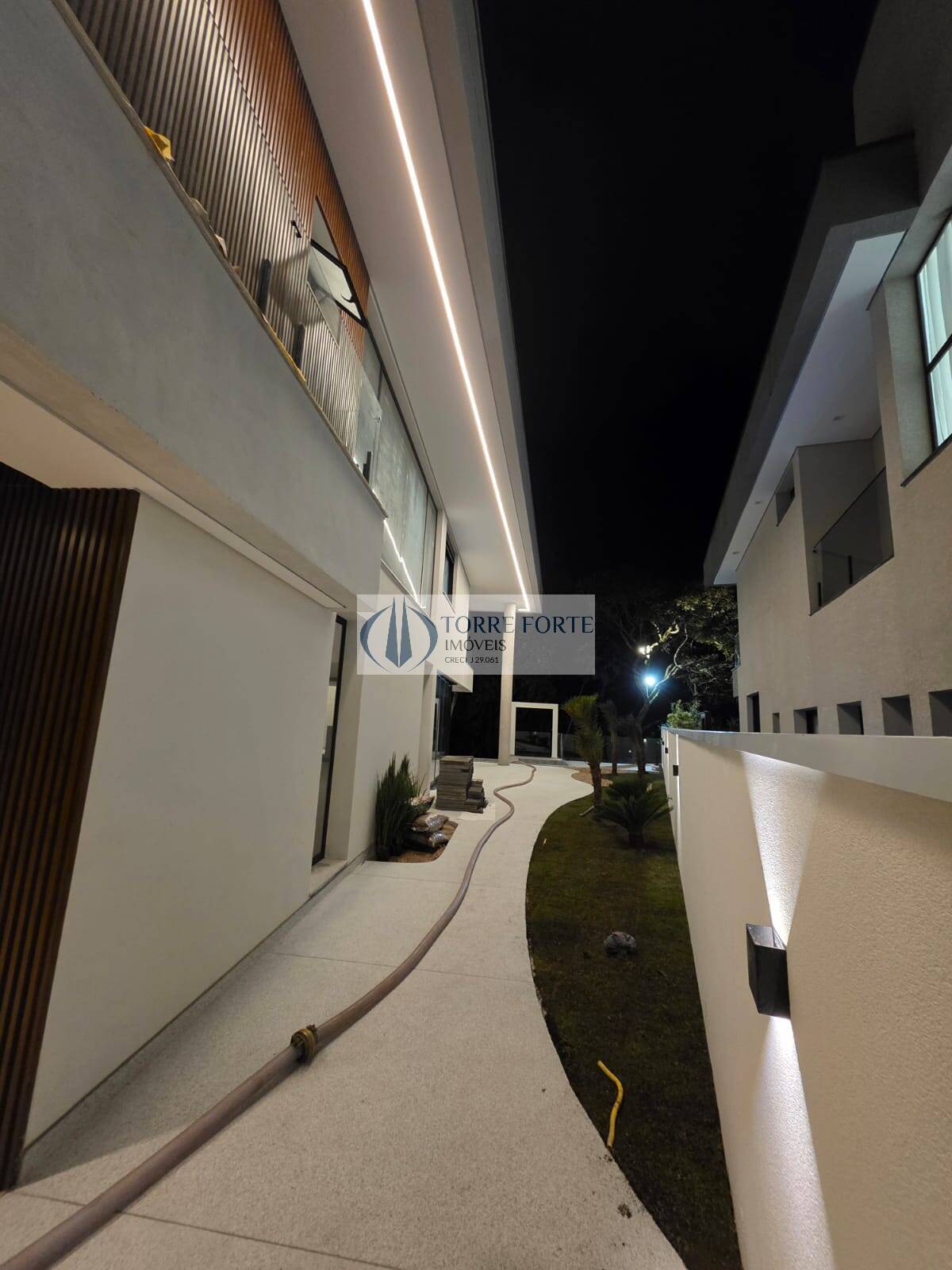 Casa, 4 quartos, 435 m² - Foto 27