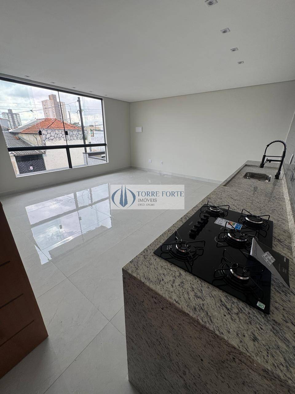 Casa, 2 quartos, 145 m² - Foto 1