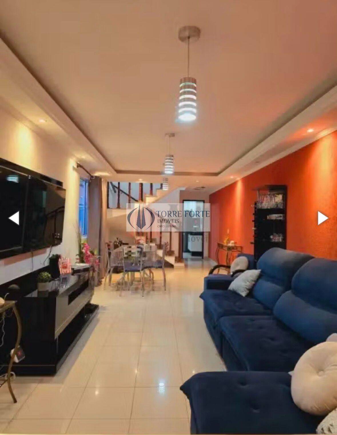 Lindo Sobrado com 4 dormitorios 1 suite 3 vagas,Piscina na Cidade Patriarca