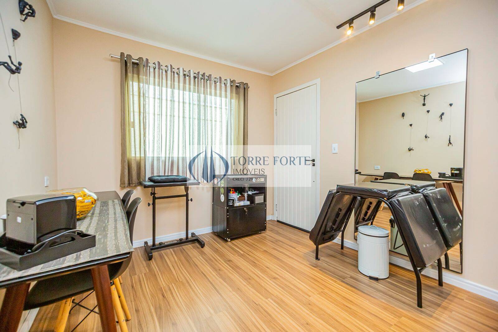 Casa, 5 quartos, 223 m² - Foto 3
