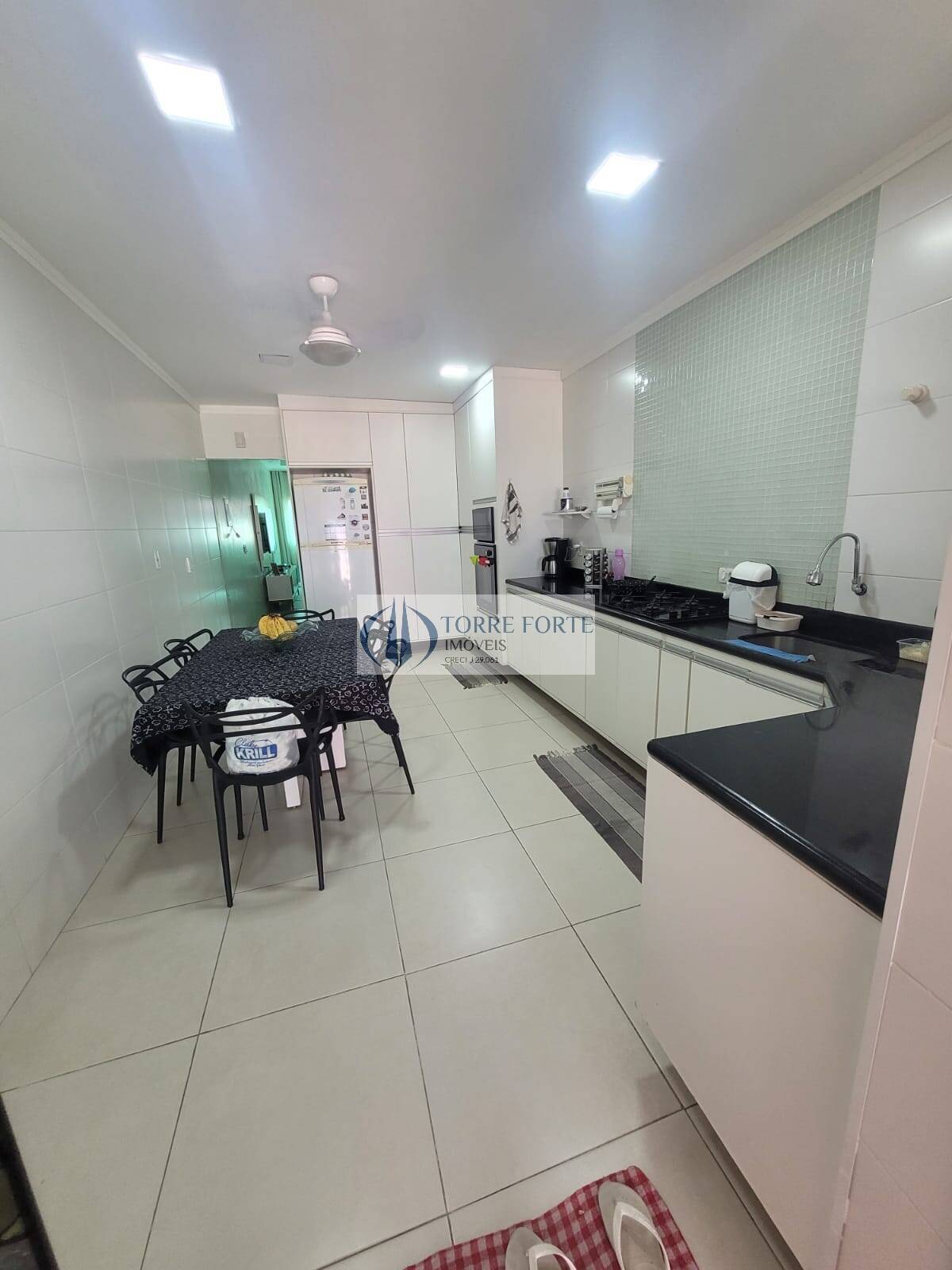 Casa, 3 quartos, 79 m² - Foto 4