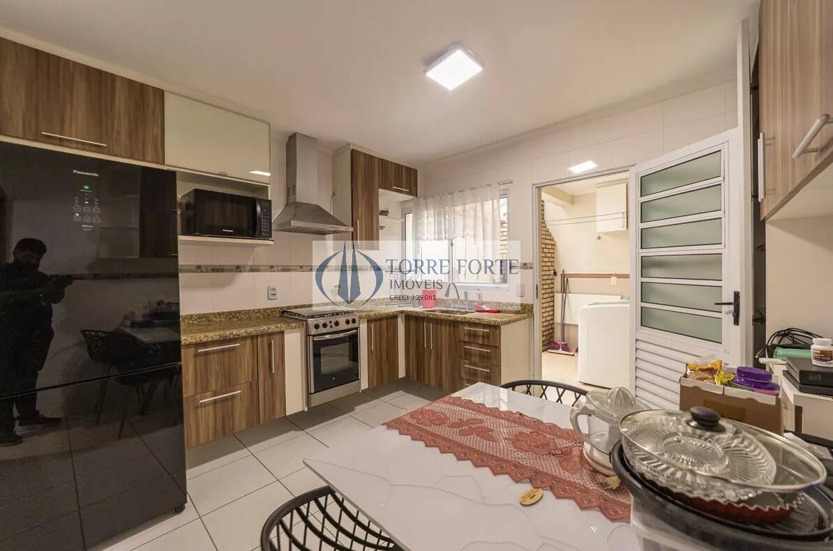Casa, 3 quartos, 180 m² - Foto 1