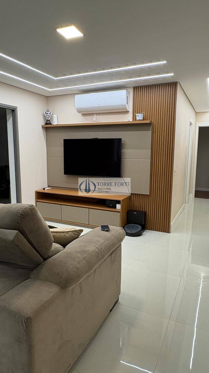 Apartamento, 3 quartos, 121 m² - Foto 11