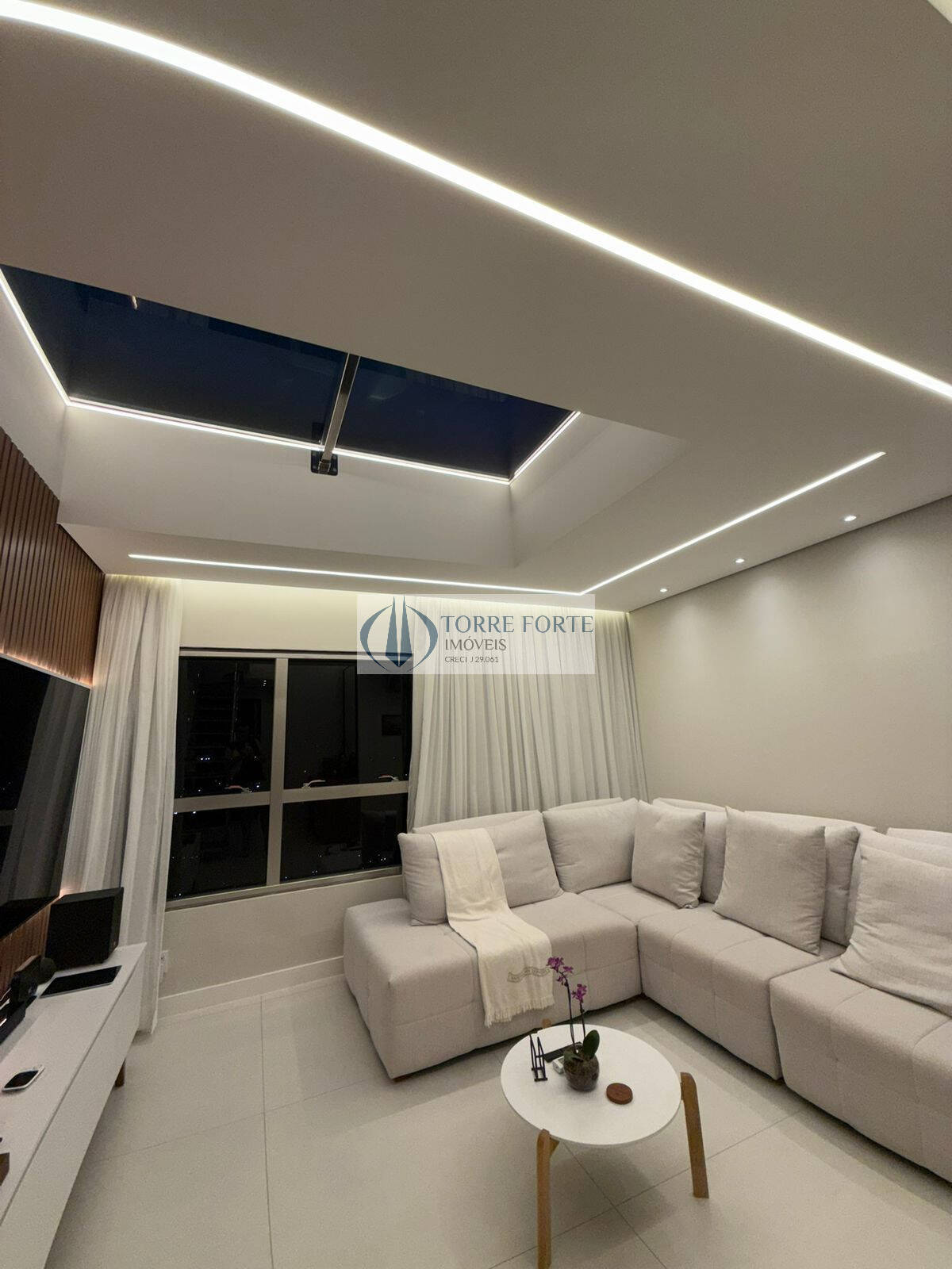 Apartamento, 3 quartos, 140 m² - Foto 1