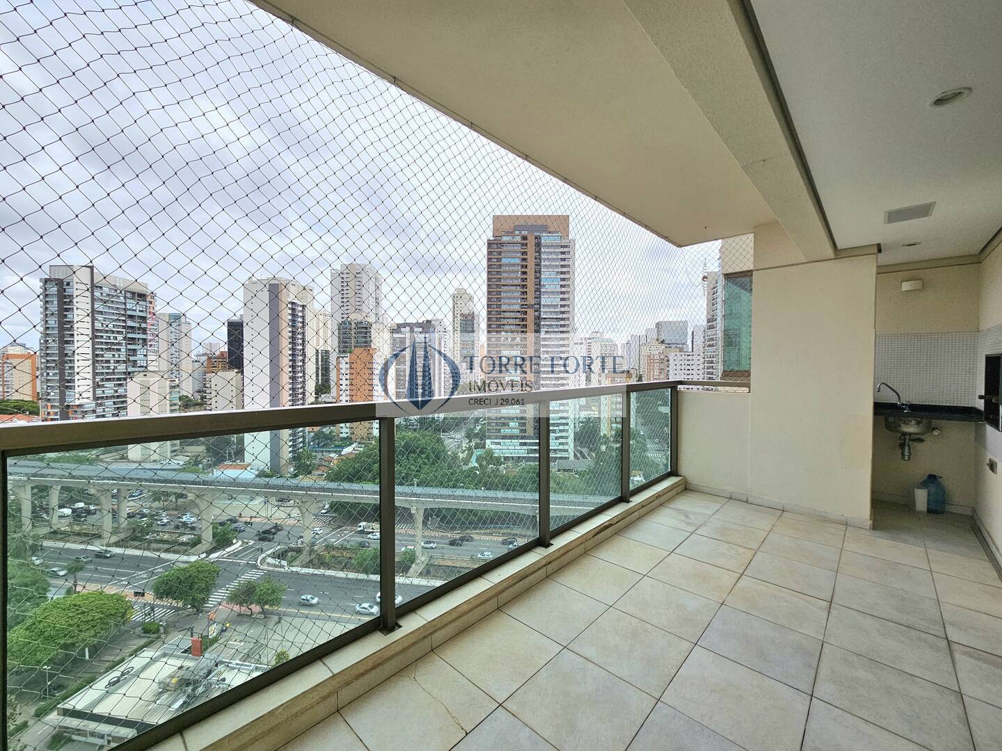 Apartamento, 3 quartos, 147 m² - Foto 2