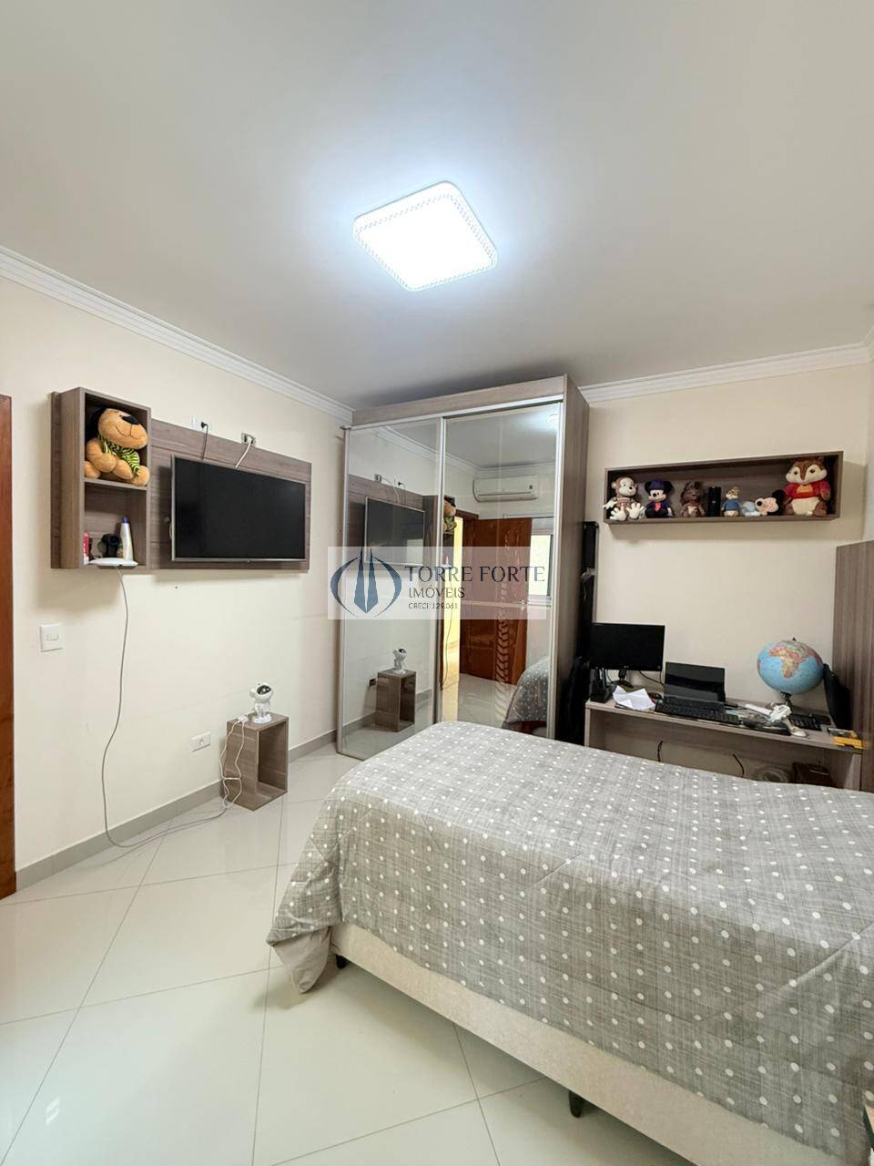 Casa, 4 quartos, 200 m² - Foto 15