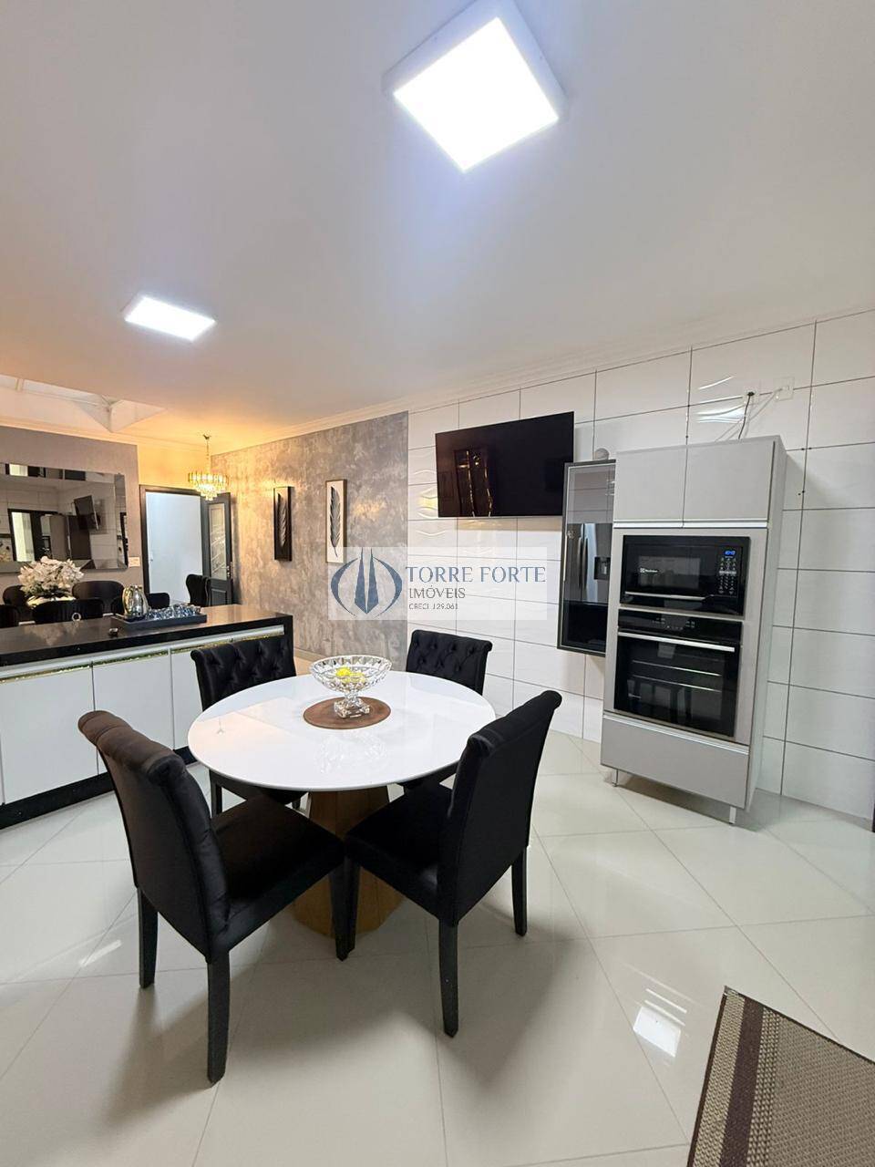 Casa, 4 quartos, 200 m² - Foto 9