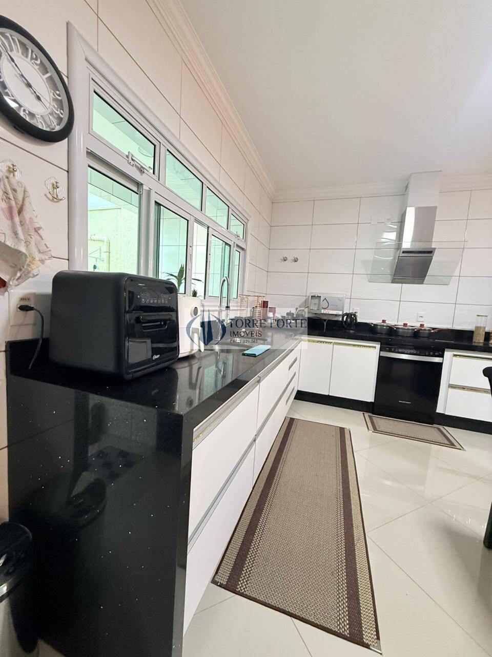 Casa, 4 quartos, 200 m² - Foto 6