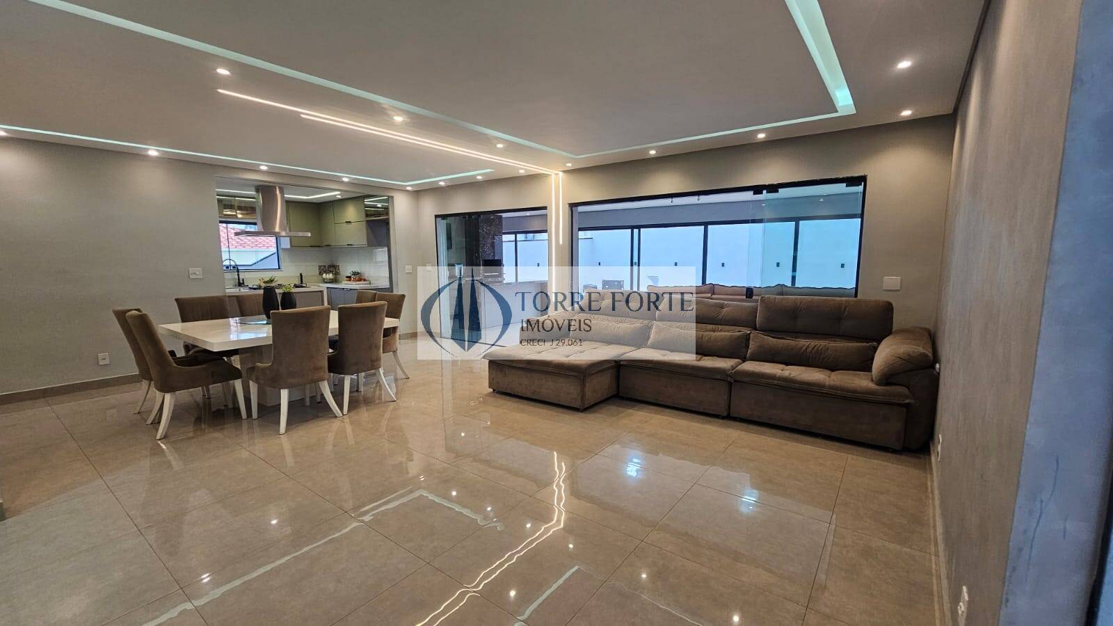 Casa, 3 quartos, 396 m² - Foto 3