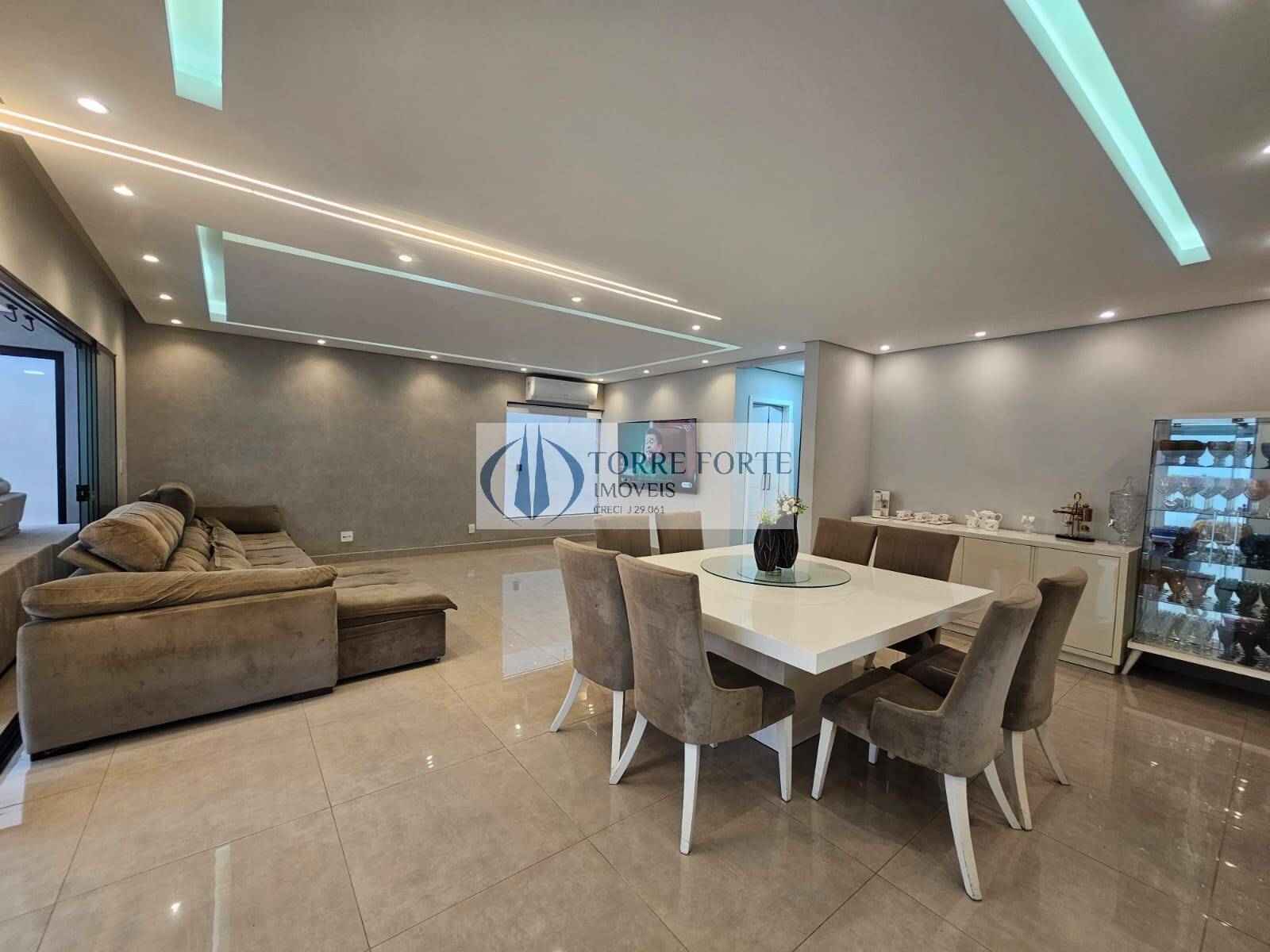 Casa, 3 quartos, 396 m² - Foto 4